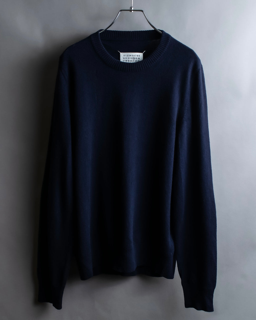 "MAISON MARGIELA" 16AW elbow patch design navy color knit