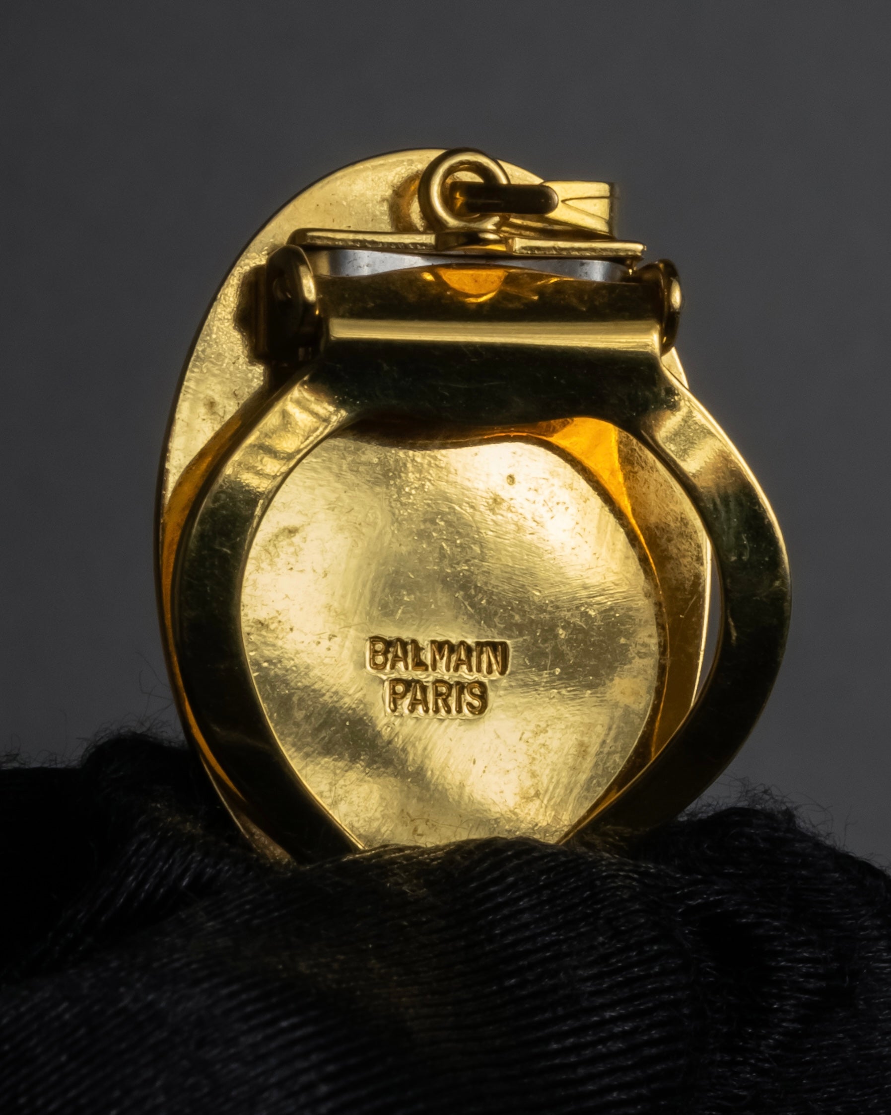 "BALMAIN" Abstract line motif scarf clip pendant