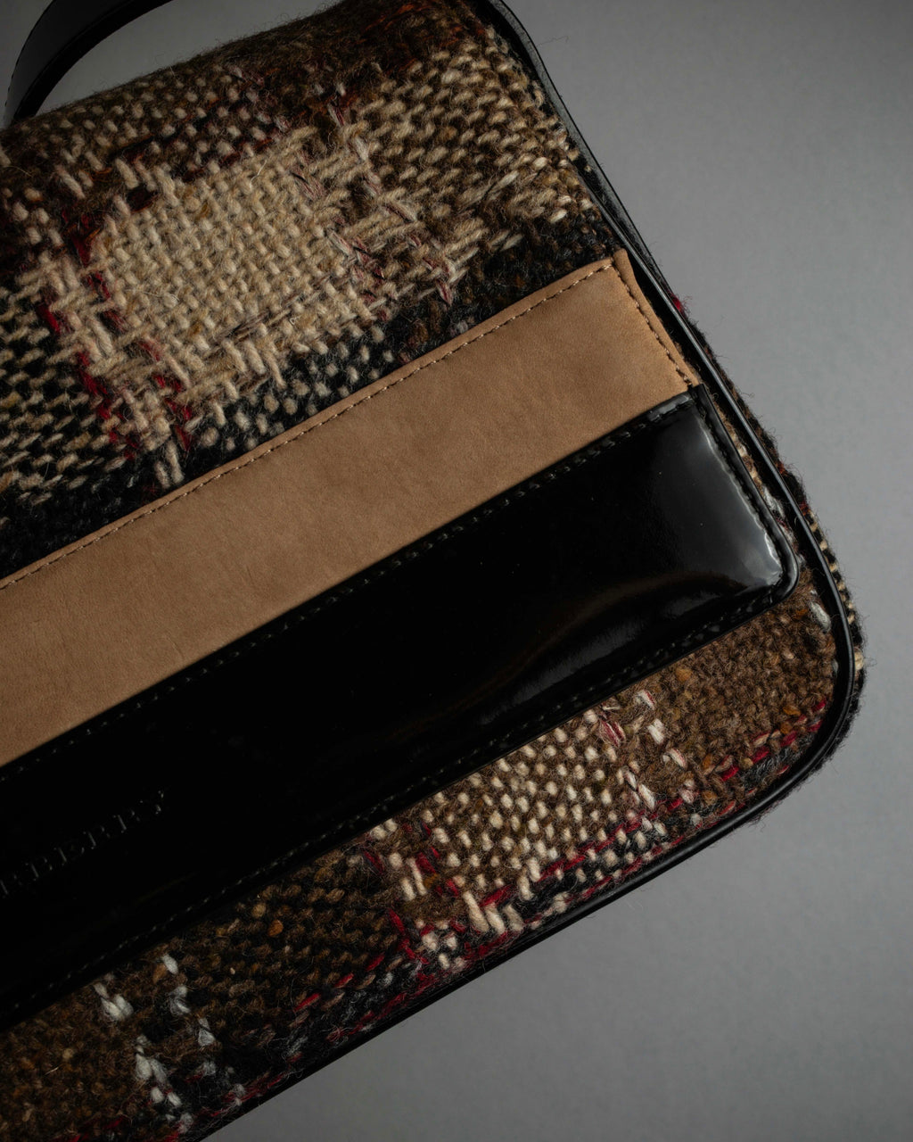 "BURBERRY" Combination leather design check pattern one-shoulder bag