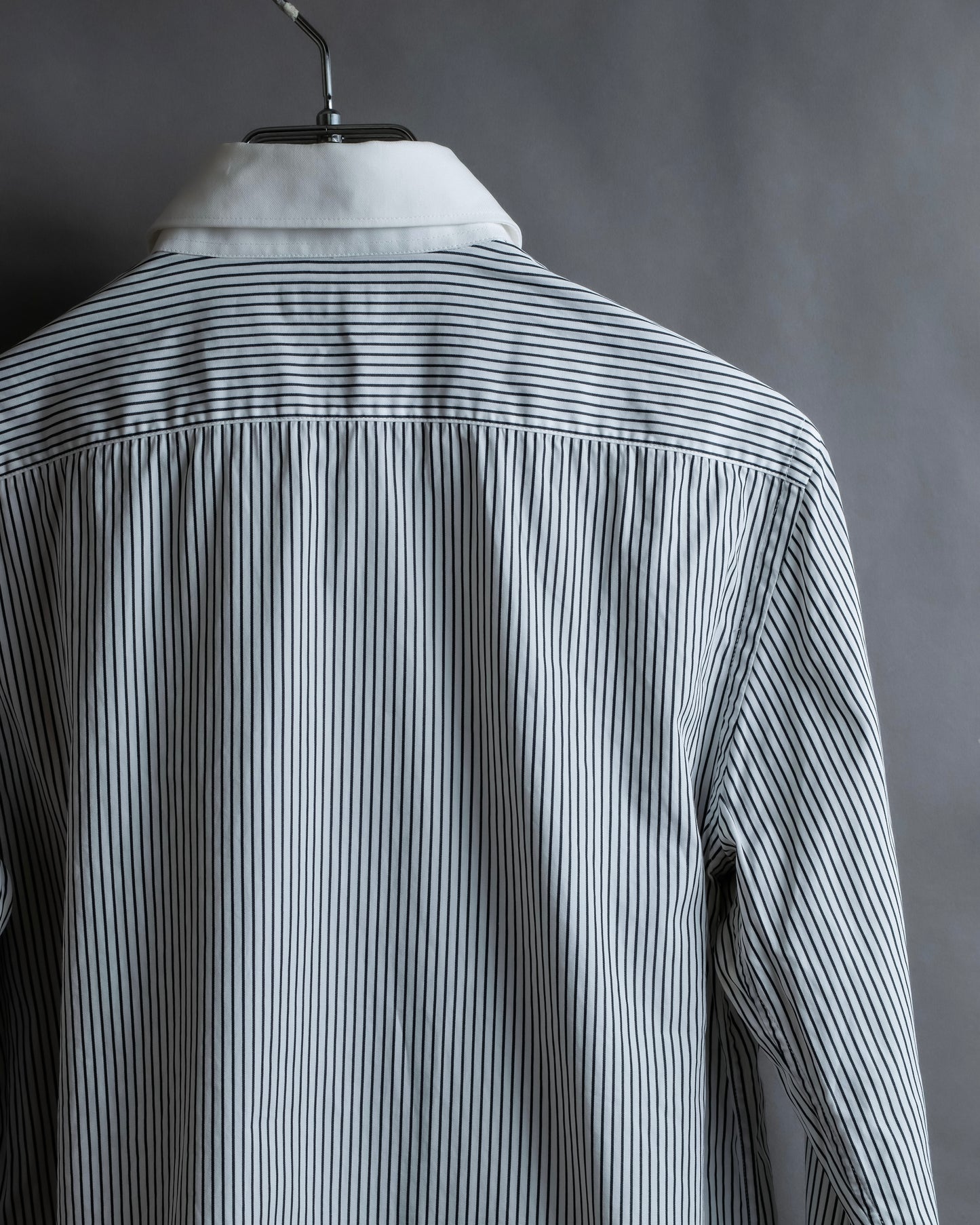 "YVES SAINT LAURENT" Fine pitch stripe pattern clerical design shirt