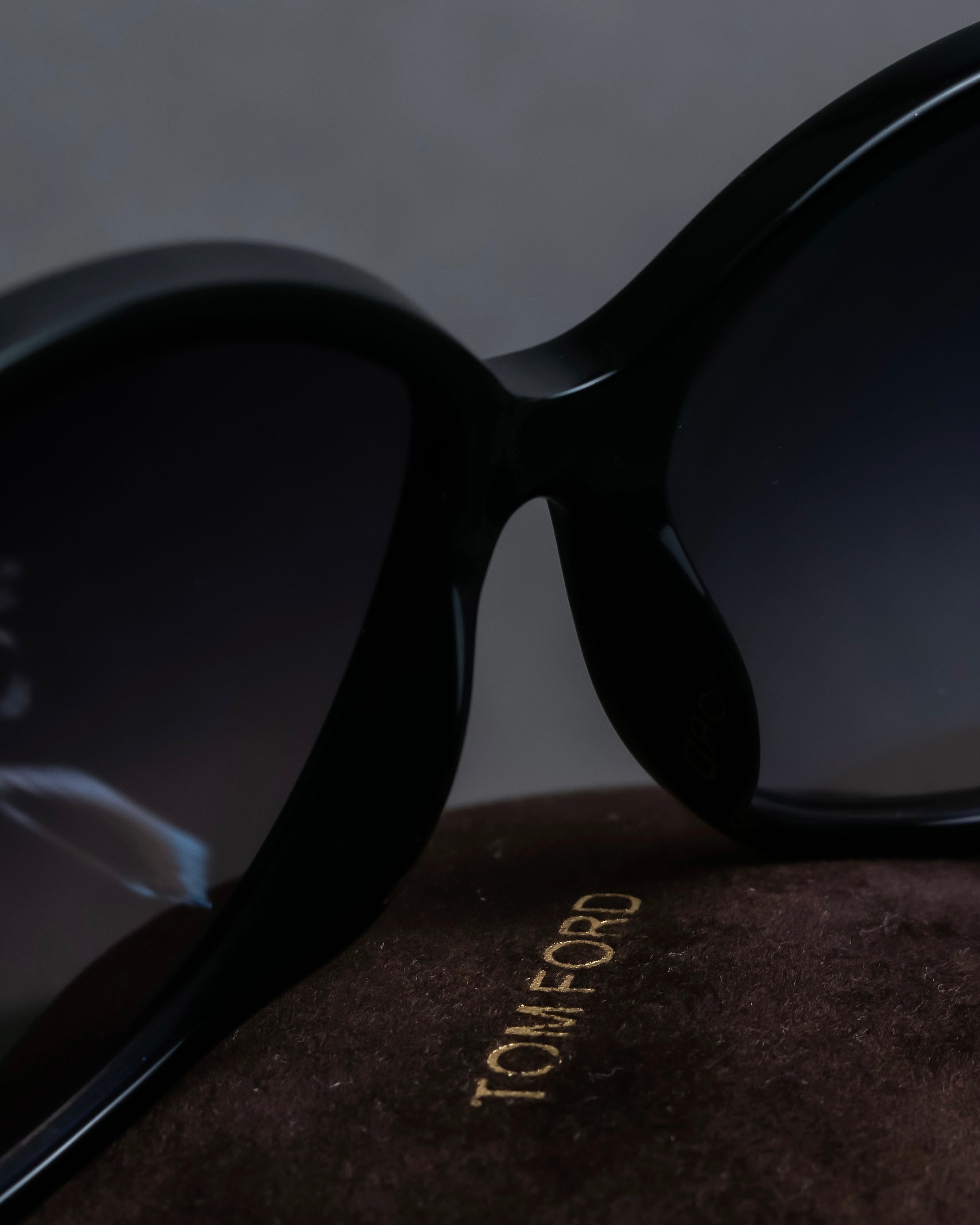 "TOM FORD" All black color butterfly frame sunglasses