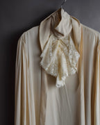 "GUCCI" Michele period frill lace silk bowtie shirt