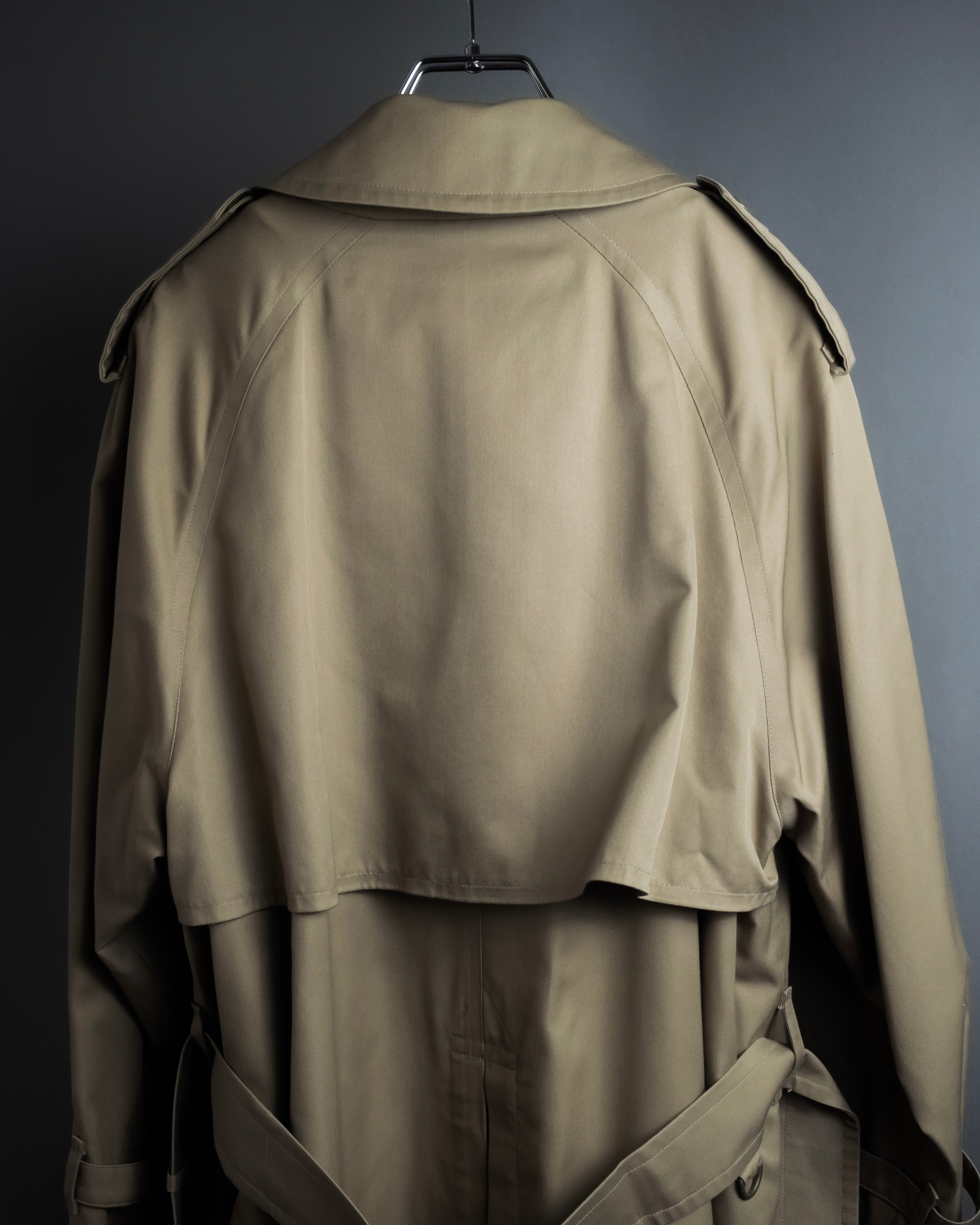"BURBERRYS" Traditional detail double-breasted stand color trench coat