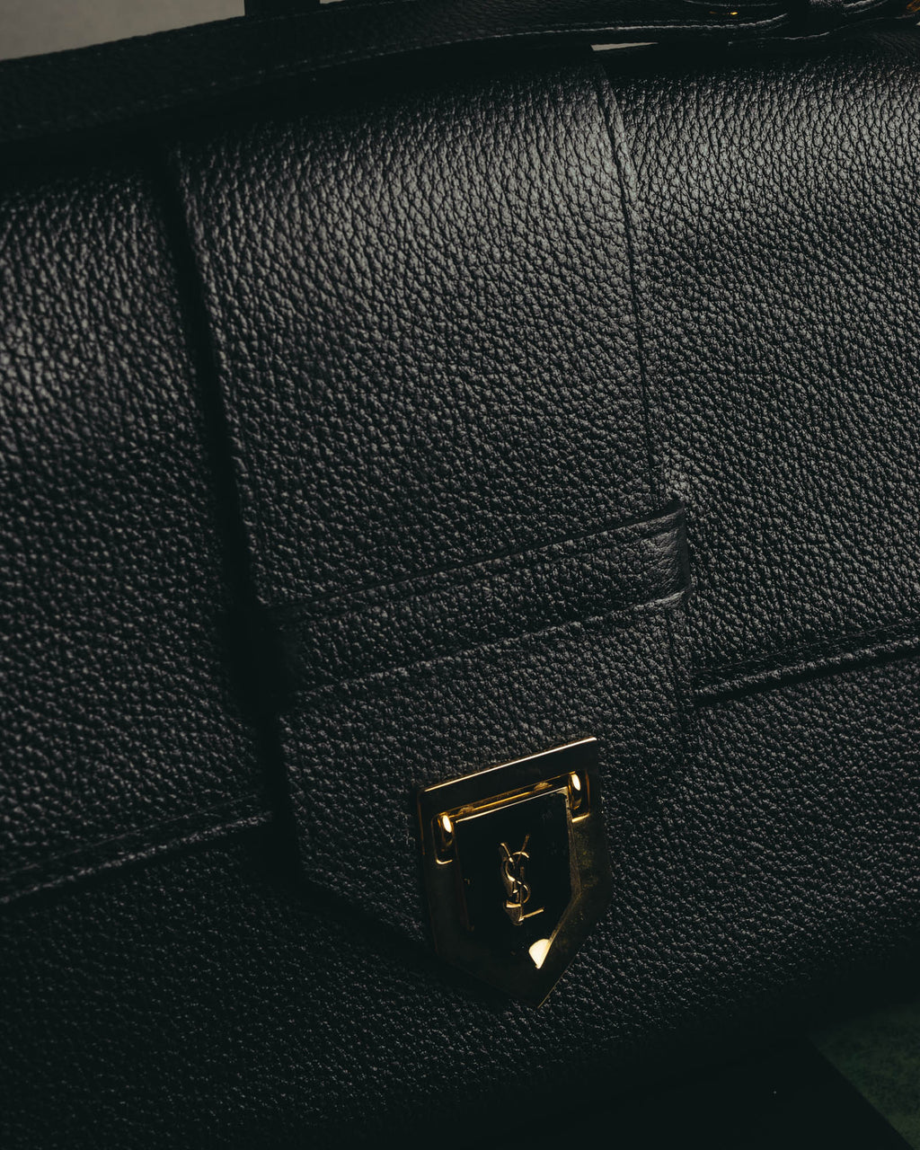 “Yves Saint Laurent” 90’s-00’s Cassandra logo one shoulder leather bag