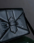 "YVES SAINT LAURENT" Crocodile embossed combination design leather bag