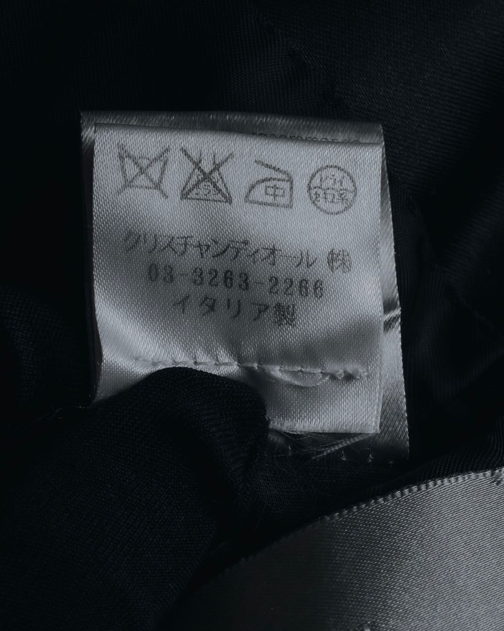 "Dior Homme" Chris Van Assche design satin lapel tuxedo set up