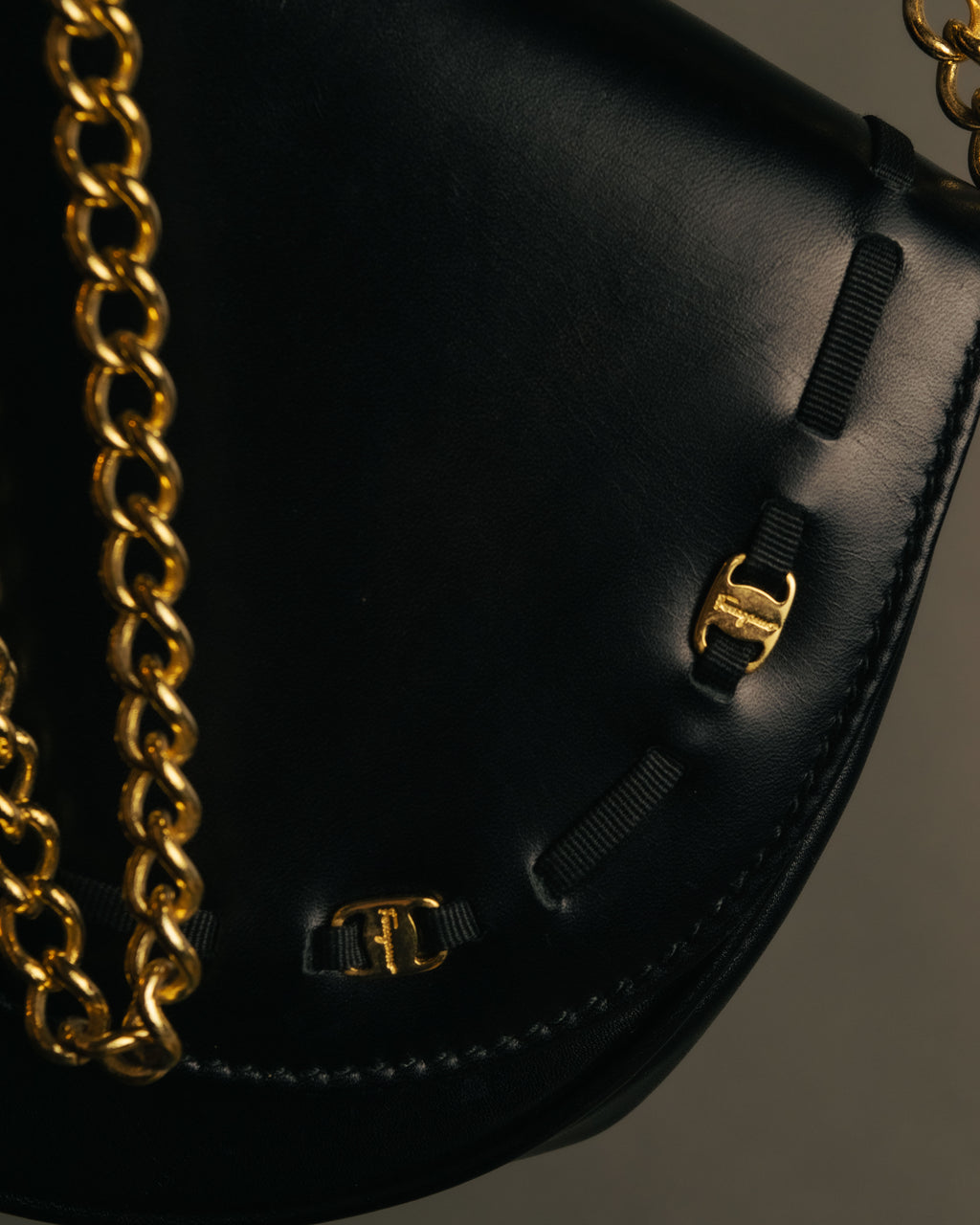 “Salvatore Ferragamo” 90’s Vara ribbon half moon chain bag