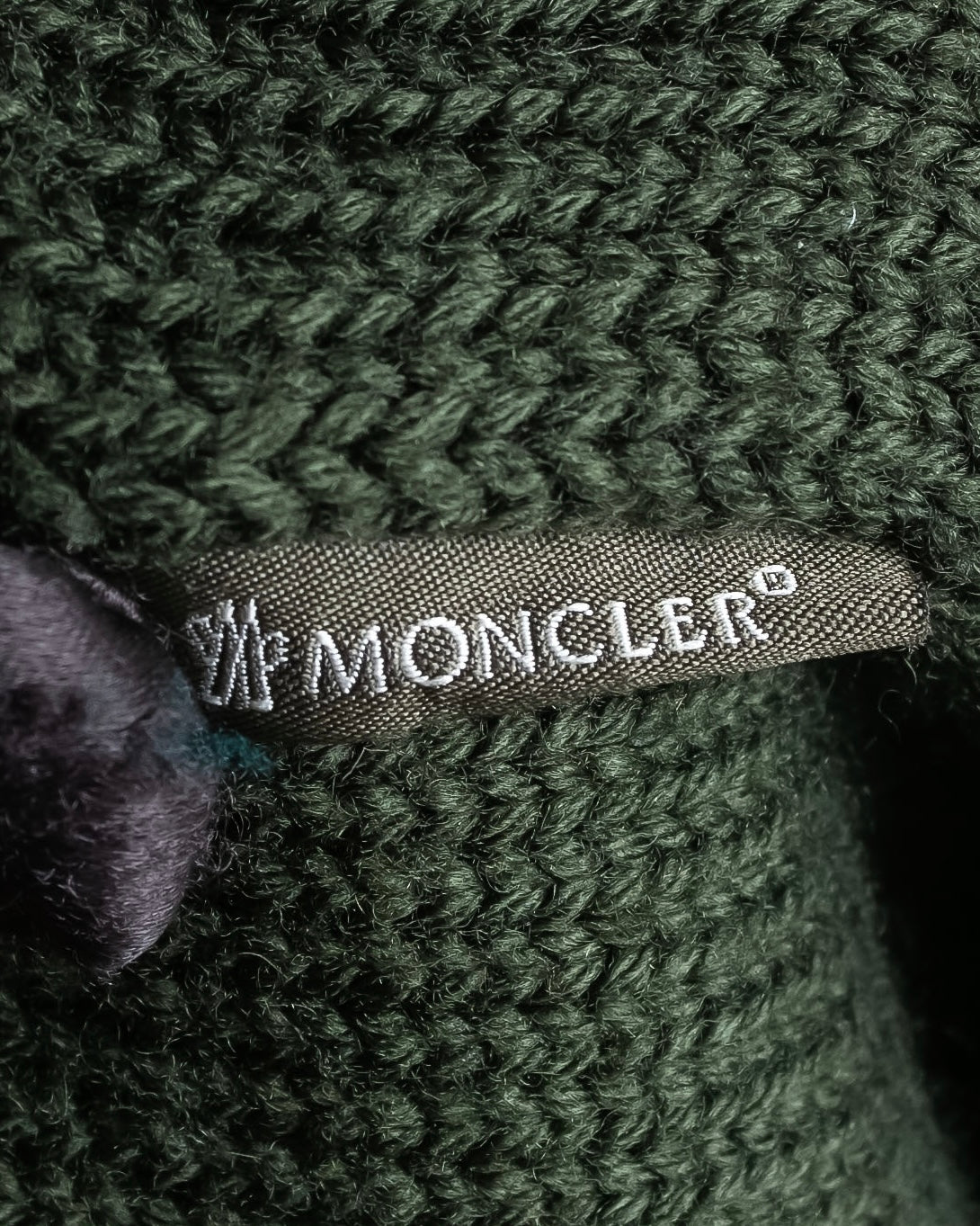 "MONCLER" Relaxed fit high neck lace change knit