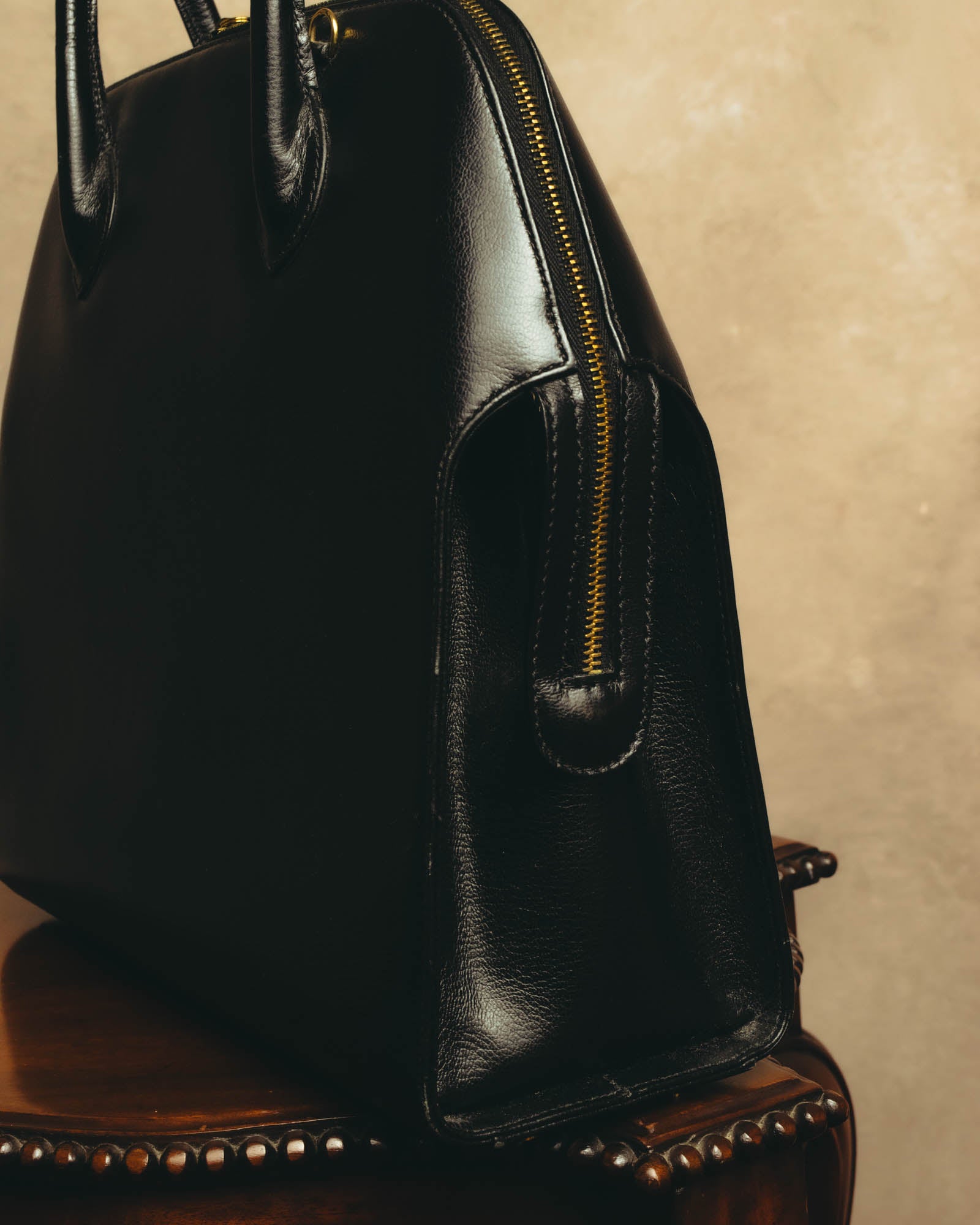 "Salvatore Ferragamo" 90's-00's Structured leather top handle bag