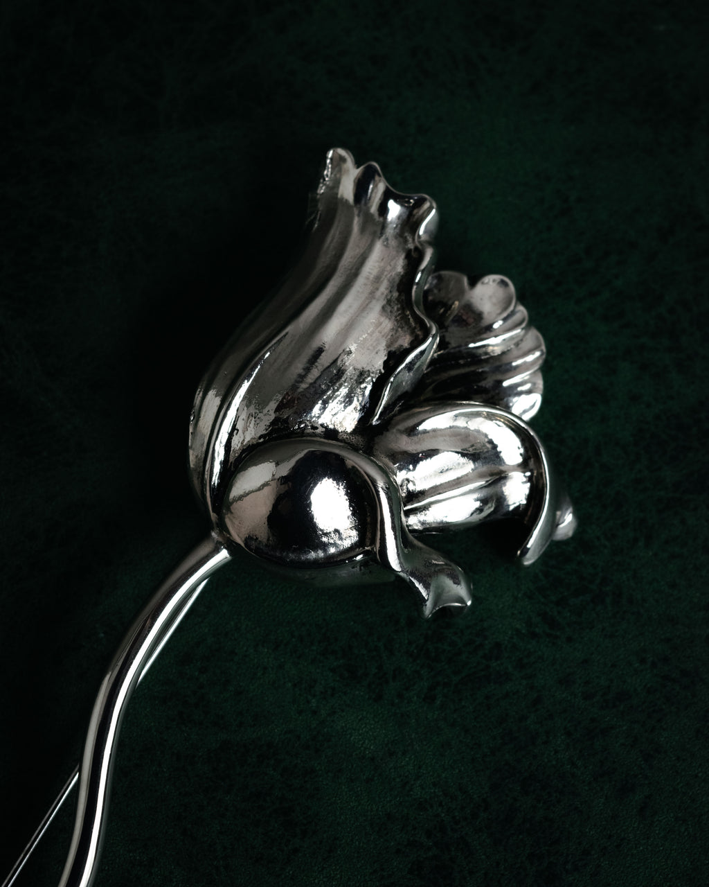 “KENZO” 90’s-00’s Botanical flower motif long brooch