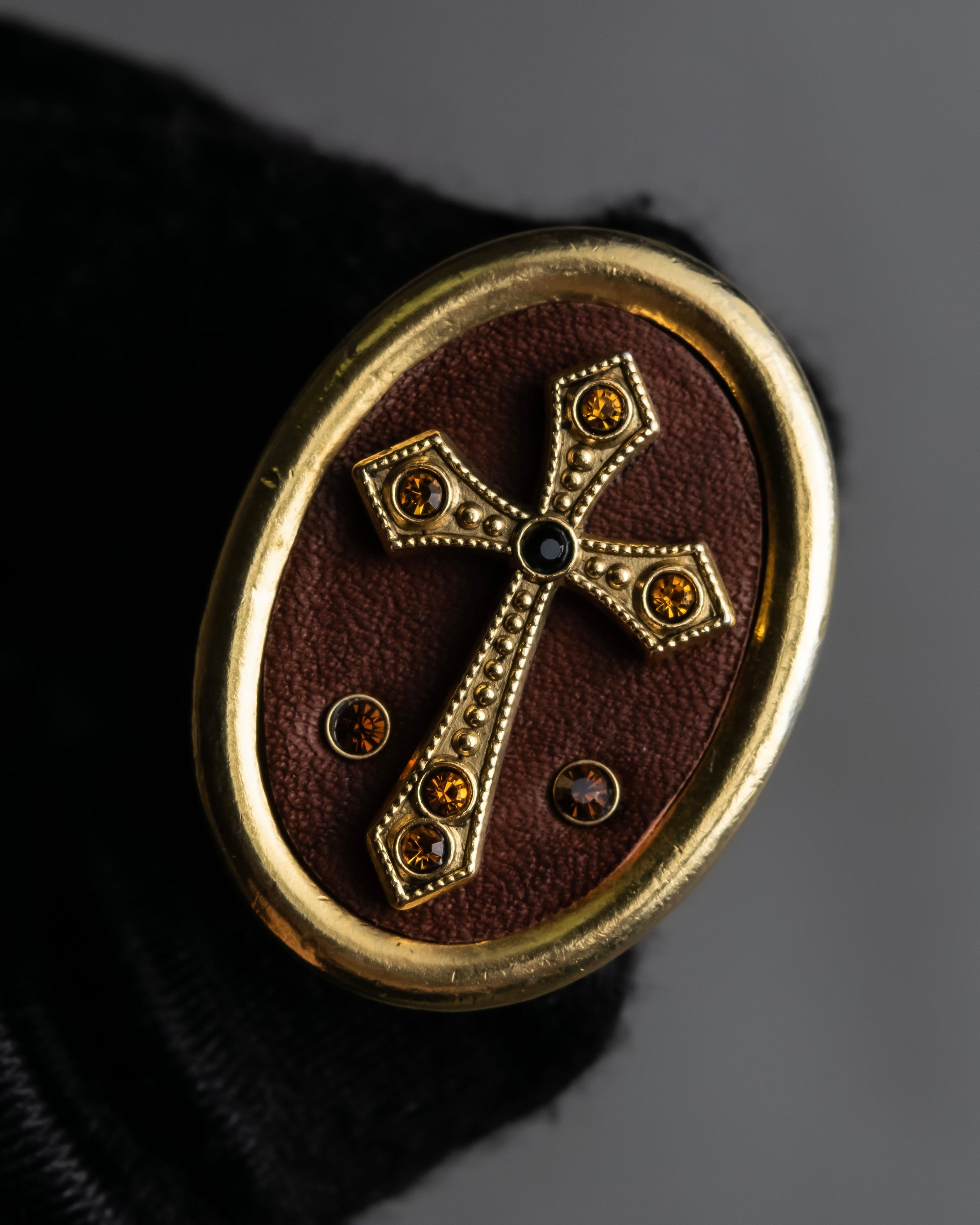 "JEAN PAUL GAULTIER" Cross motif leather panel gold ring
