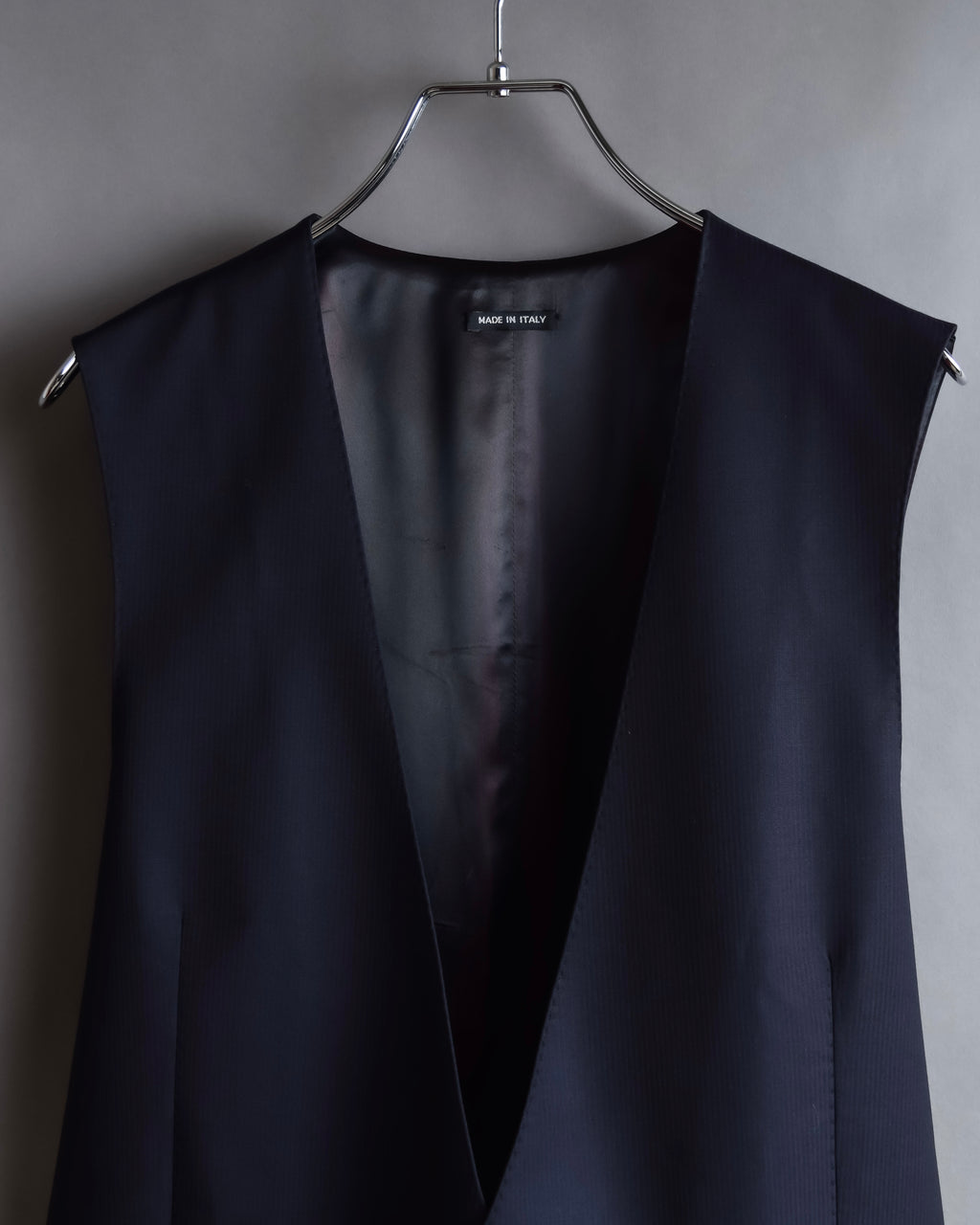 "GIORGIO ARMANI" Deep satin backed tailored wool vest