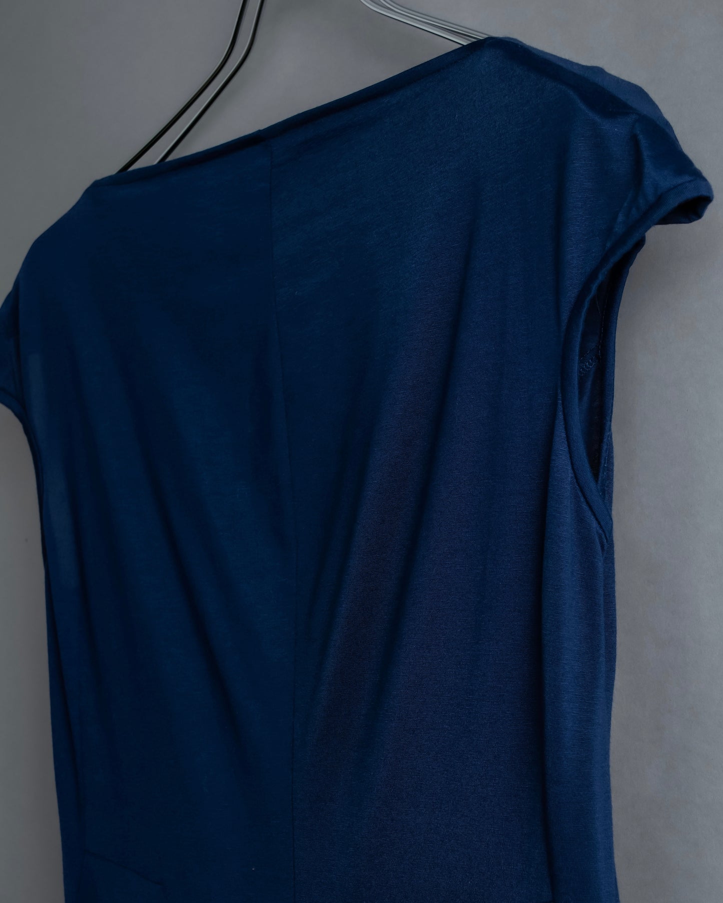 “Yohji Yamamoto” Beautiful color no sleeve dress