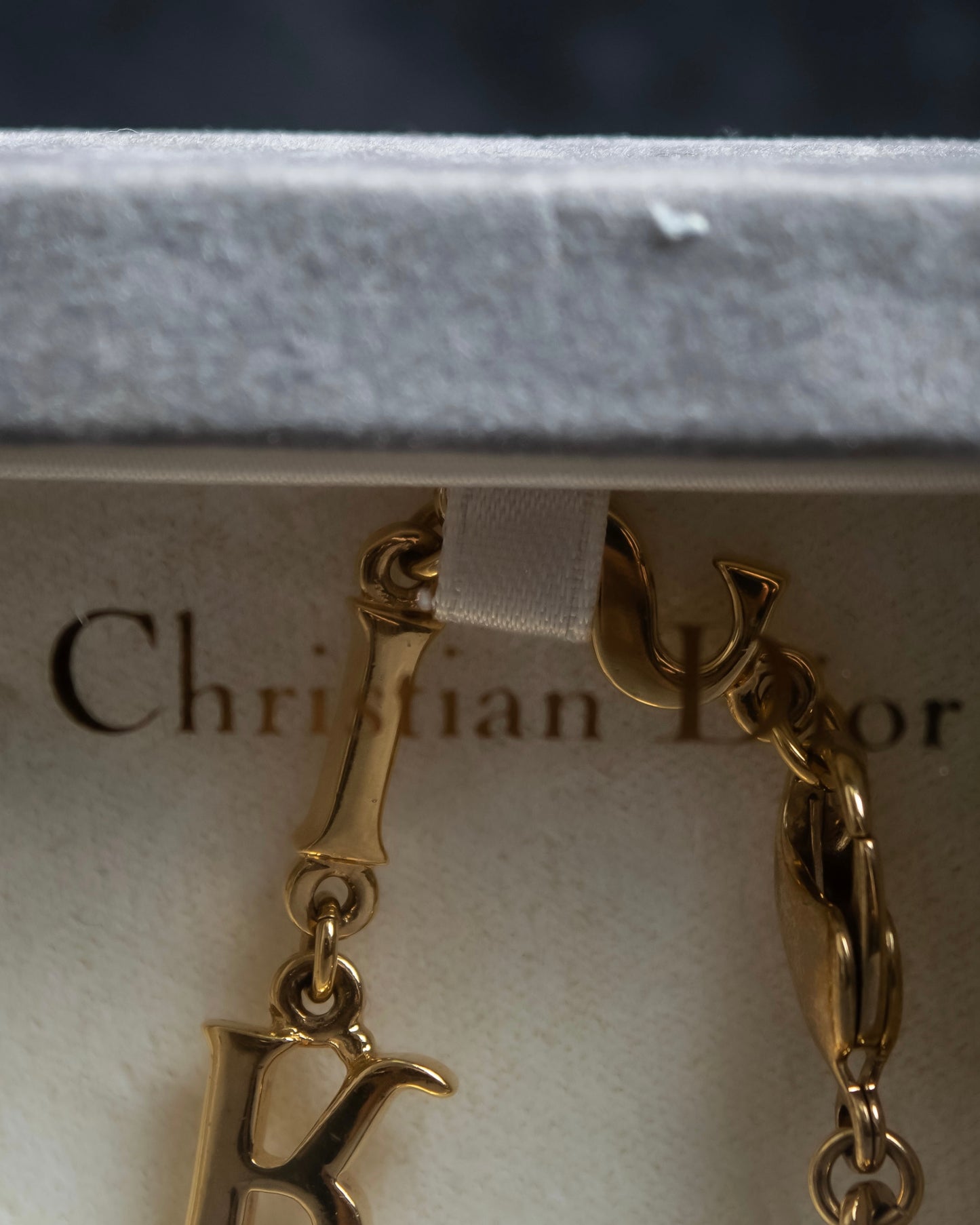 "Christian Dior" DIOR＆PARIS motif gold bracelet