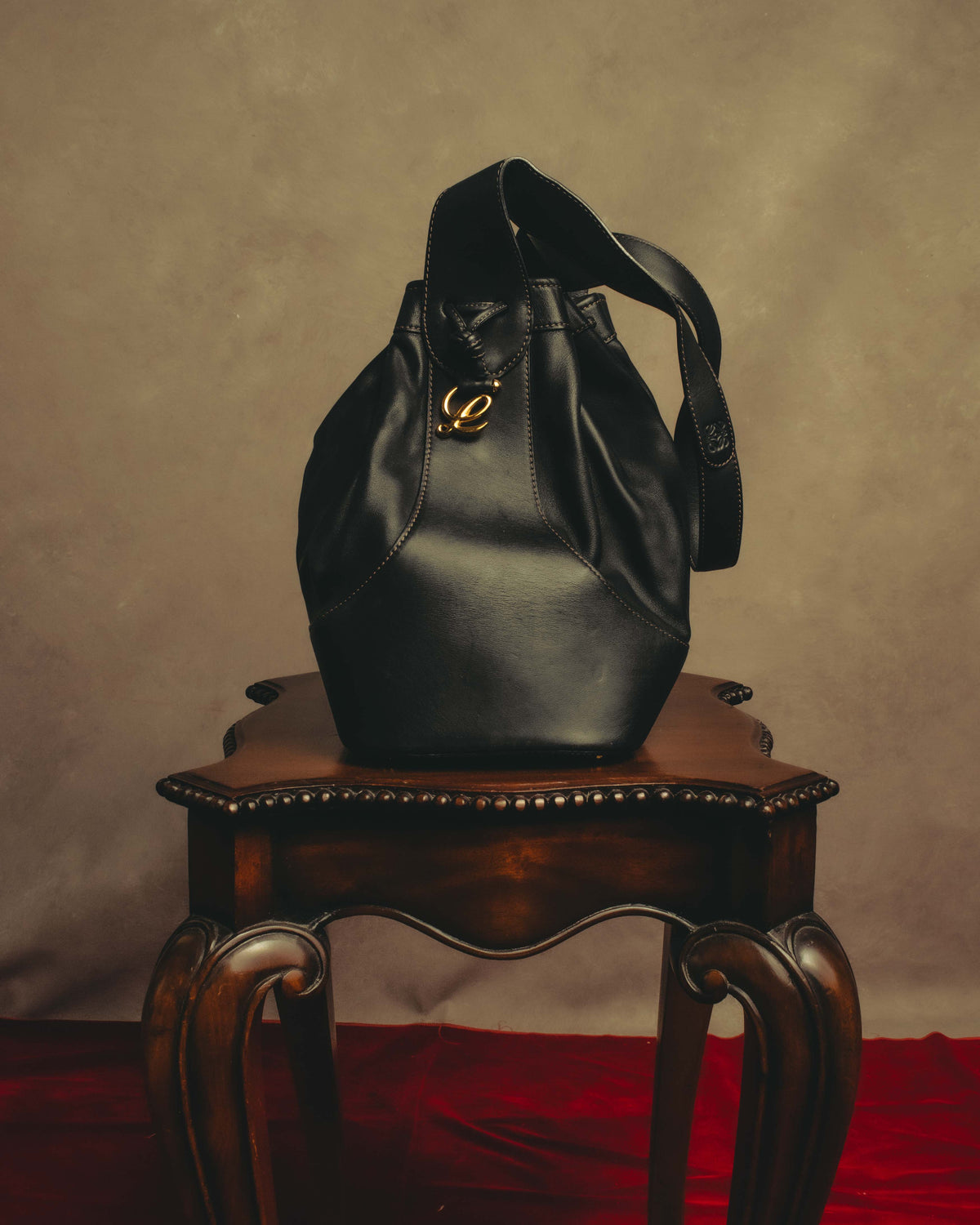 "LOEWE" 90's-10's classic drawstring shoulder bag