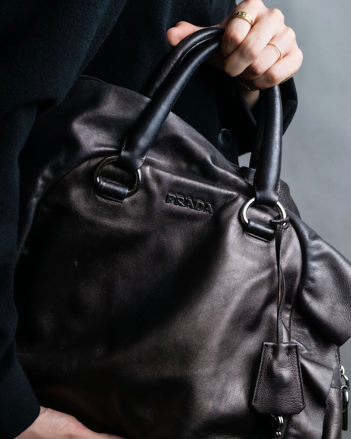 "PRADA" Frill docking one handle leather bag