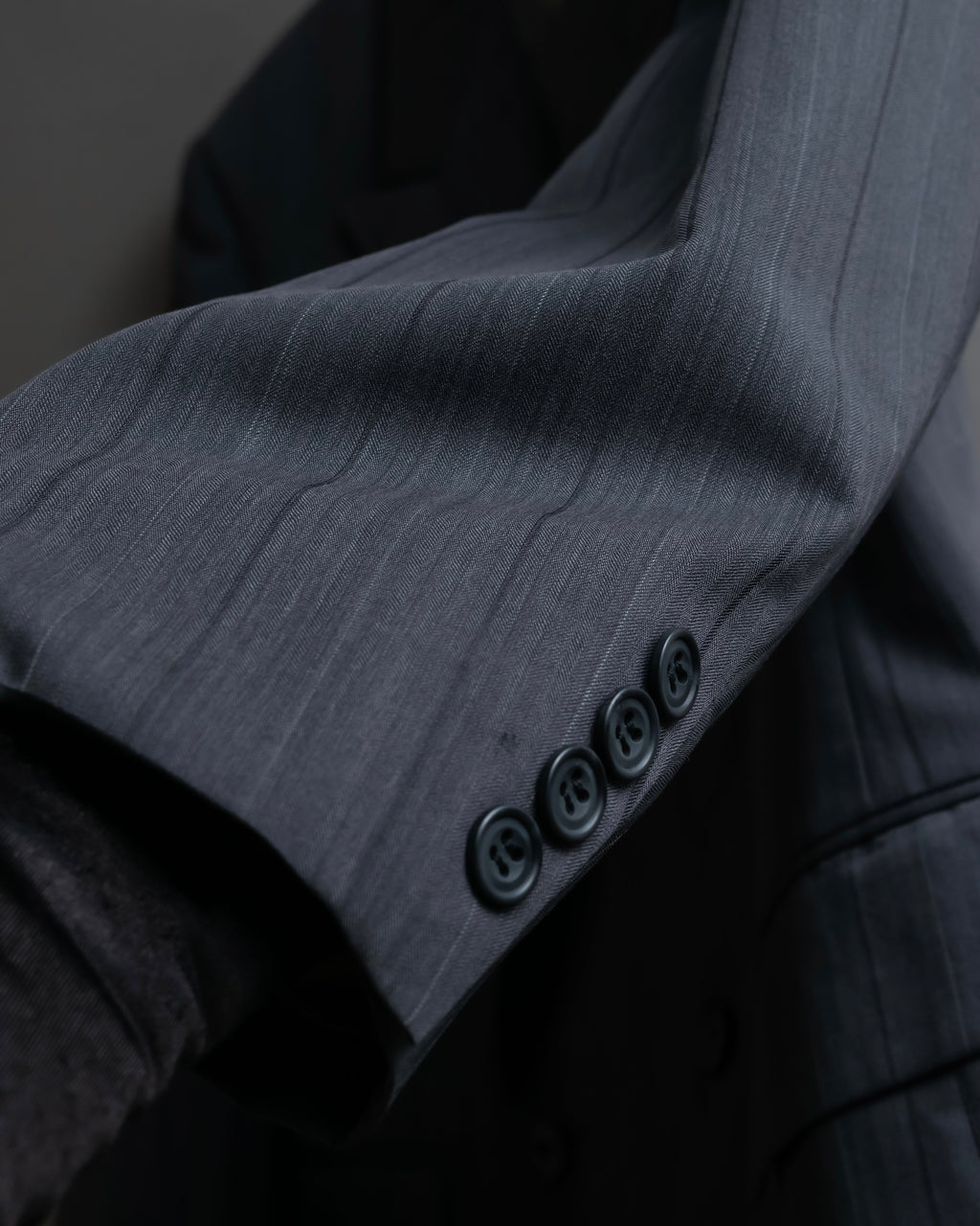 "CHRISTIAN DIOR MONSIEUR" Shadow stripe pattern classical formal detail set up