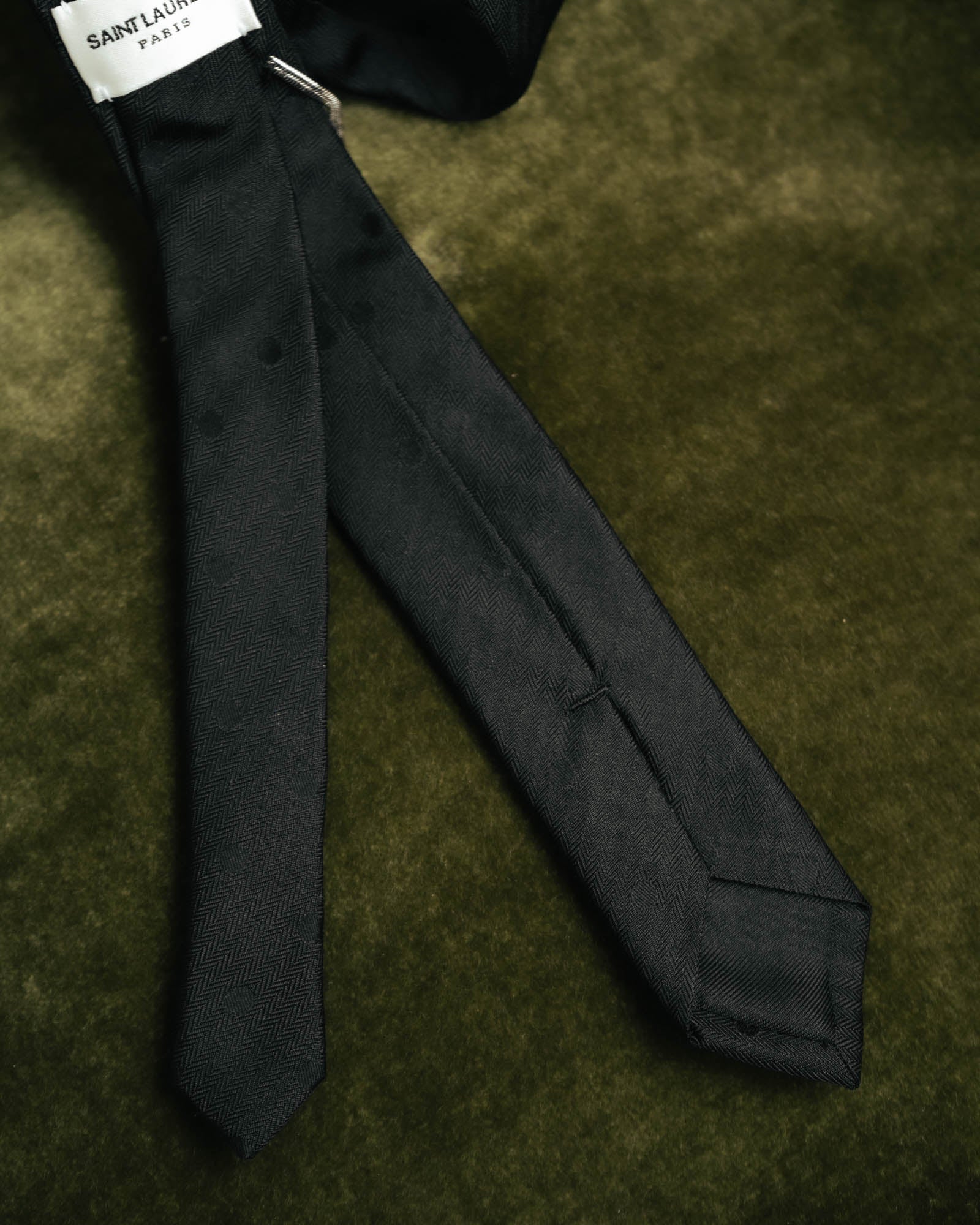 –SPECIAL– “Saint Laurent“ 2010’s-20’s Tonal dot narrow tie