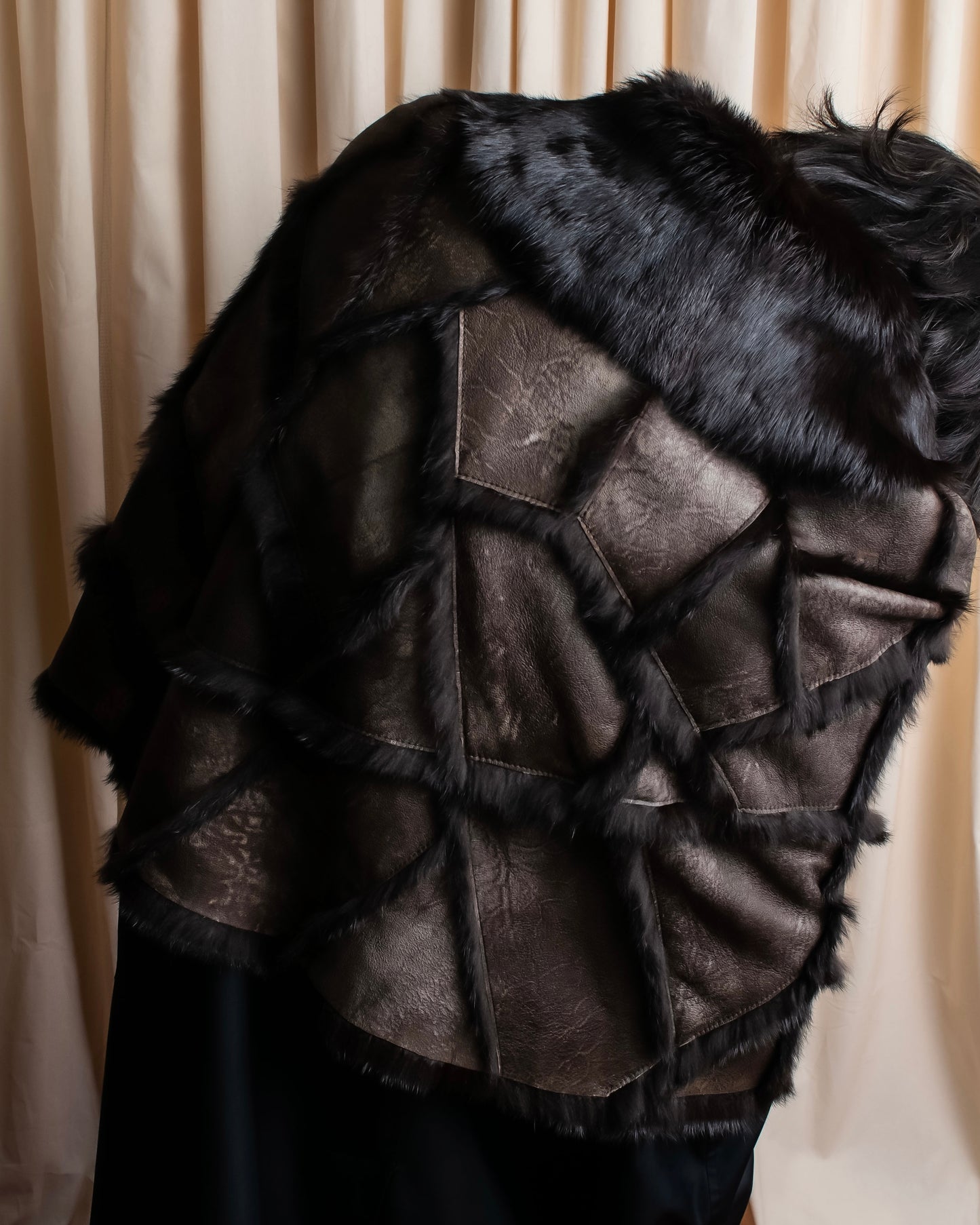 "GIVENCHY" Fur & leather used reversible short shawl collar jacket