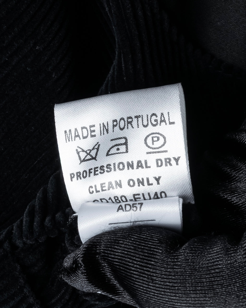 "dunhill" Classically tailored corduroy jacket