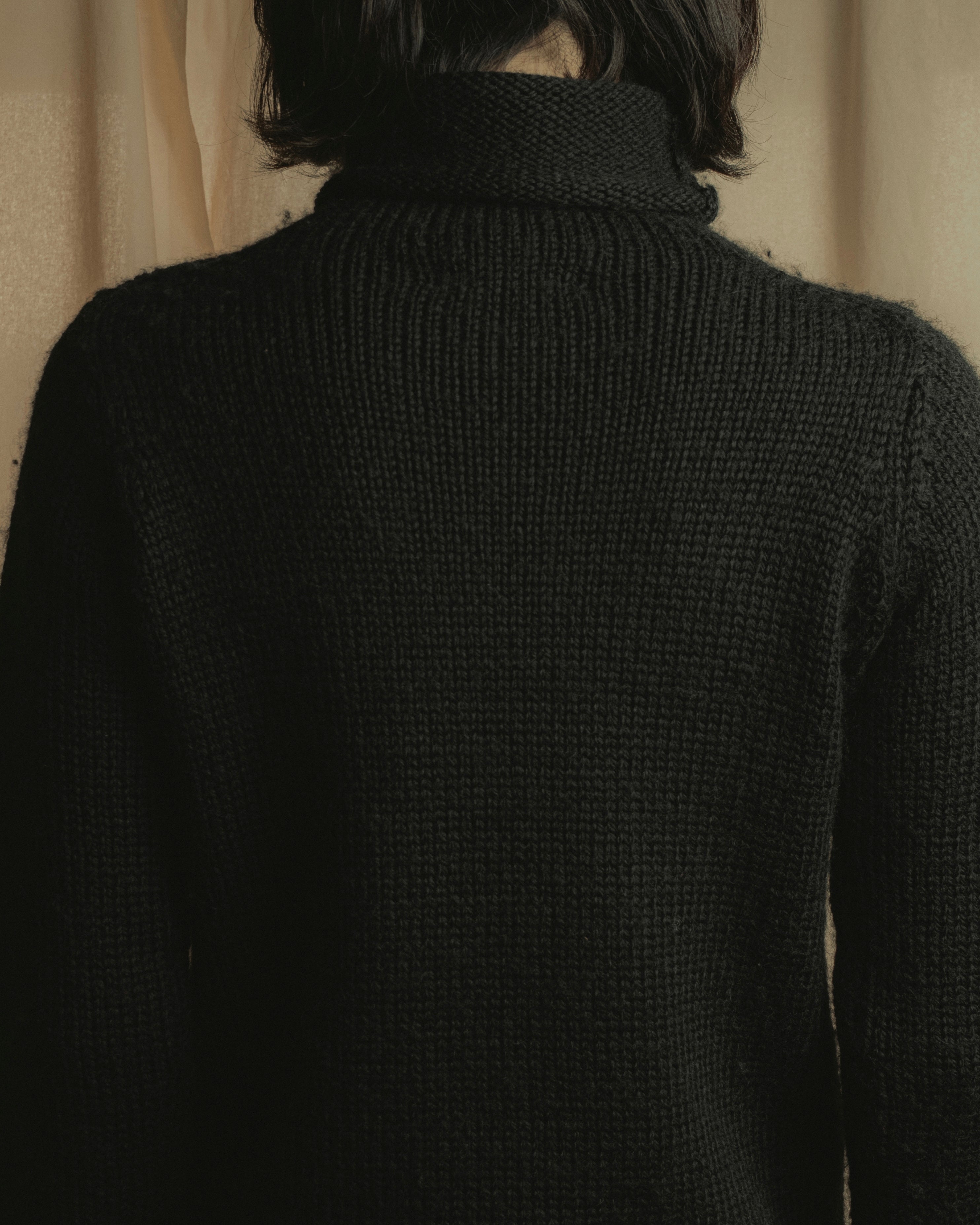 "Y’s" 17AW textured turtleneck knit sweater