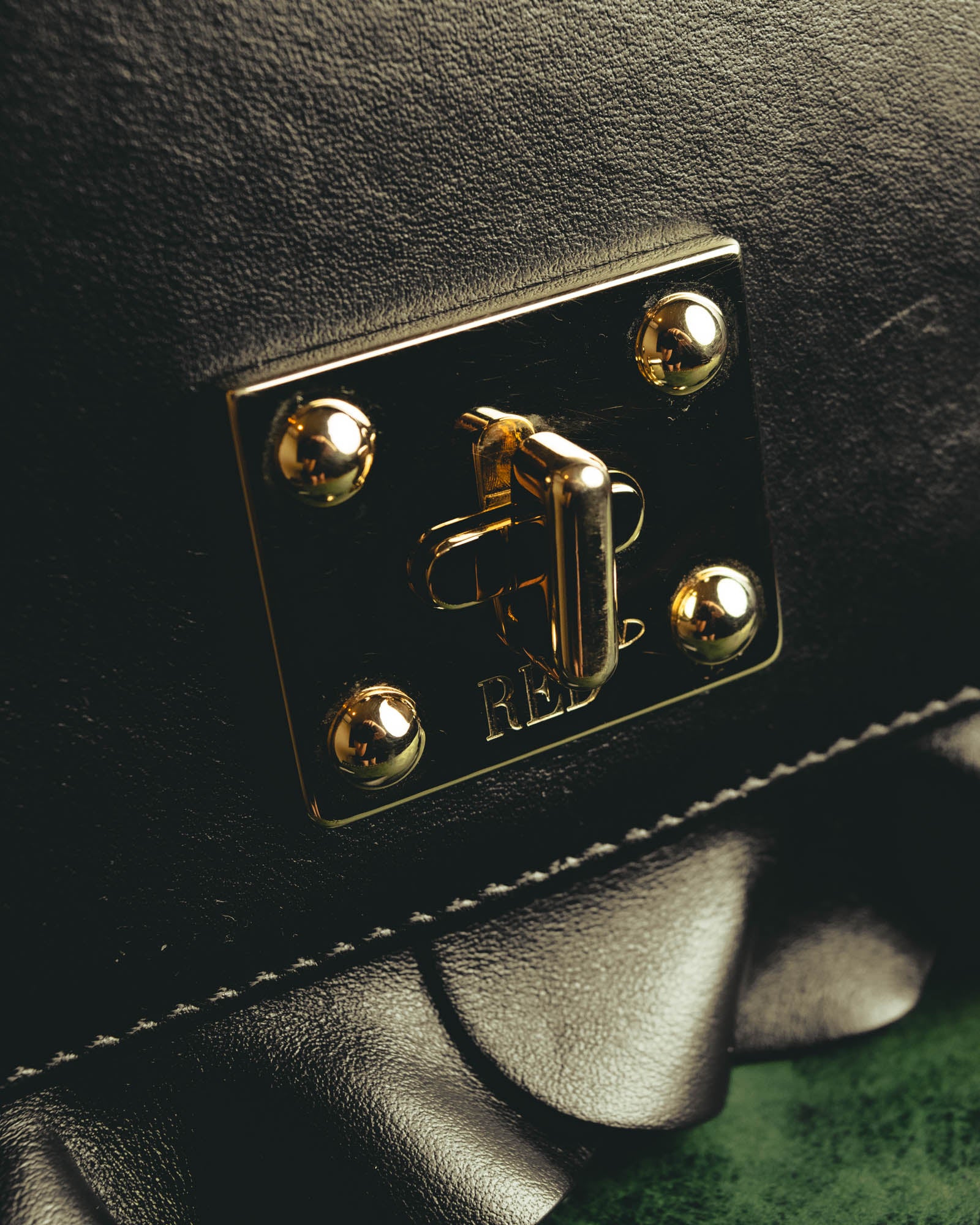 "RED VALENTINO" 2010's Ruffled leather shoulder bag