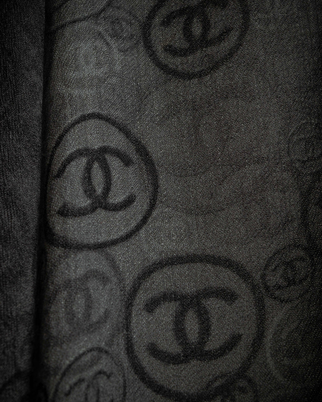 "CHANEL" Logo engraved design cashmere super large stole