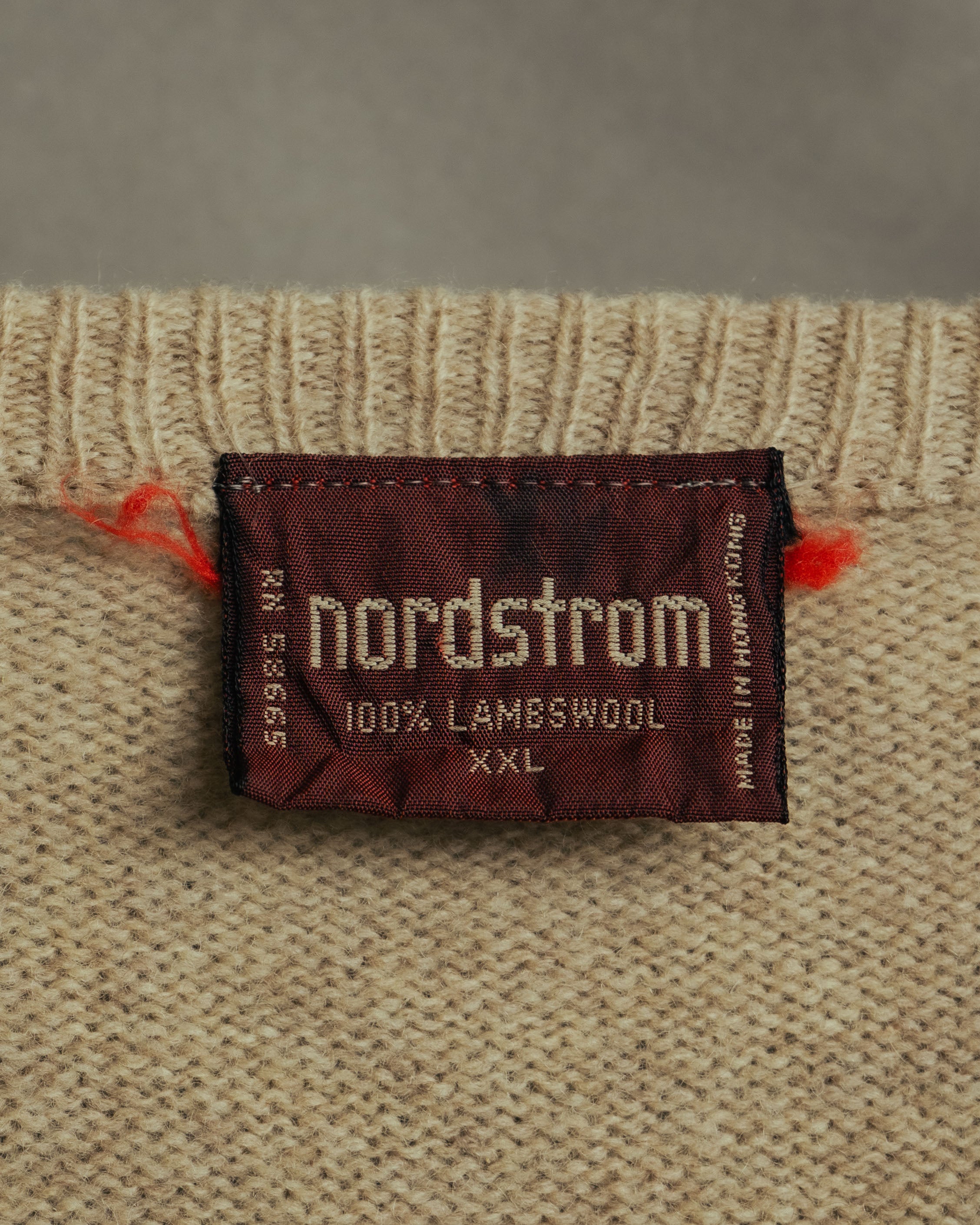 -MOOD Vintage Collections-
80’s-90’s V-neck lambswool knit