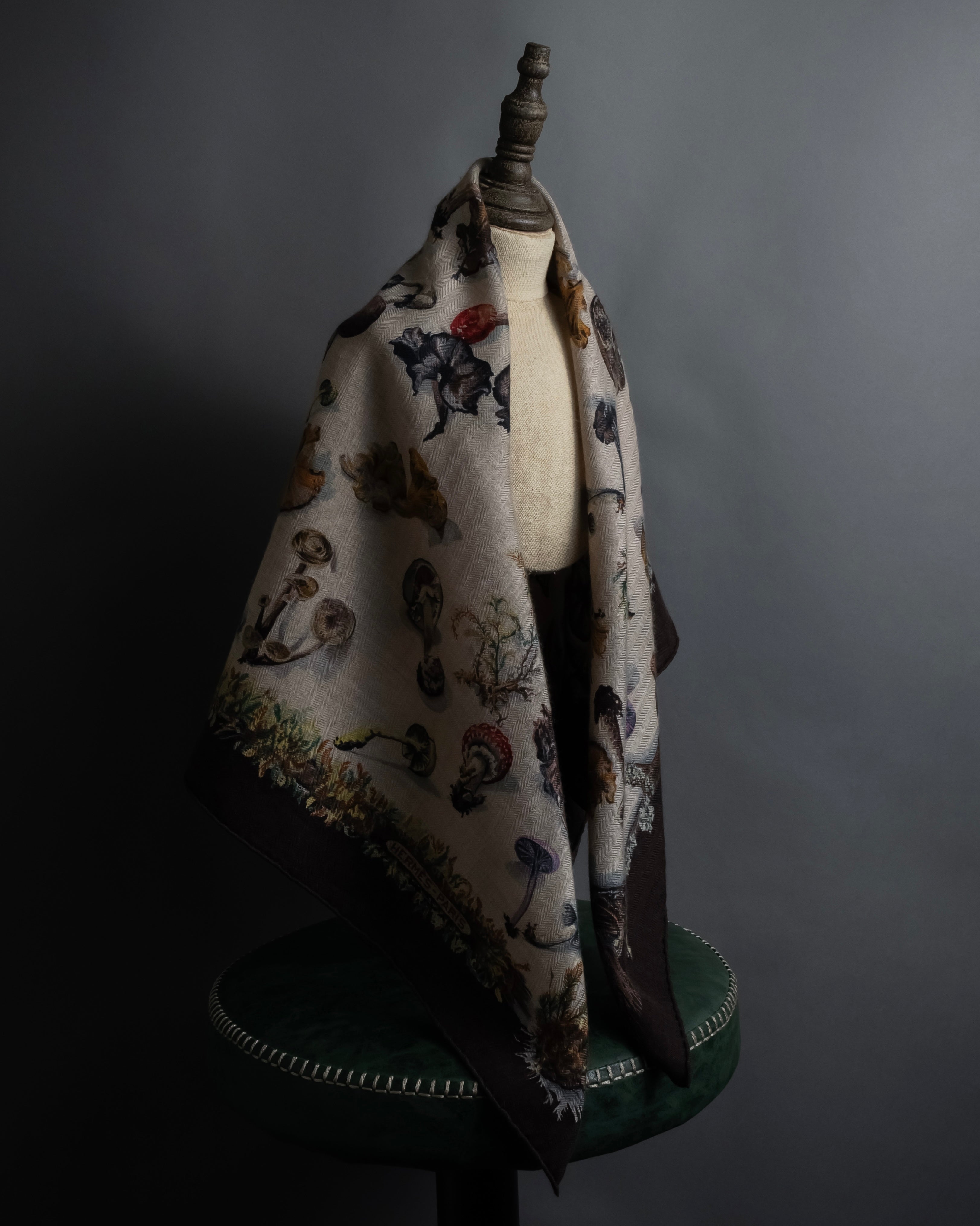 "HERMES" 80's Carré 90 Les Champignons II silk scarf