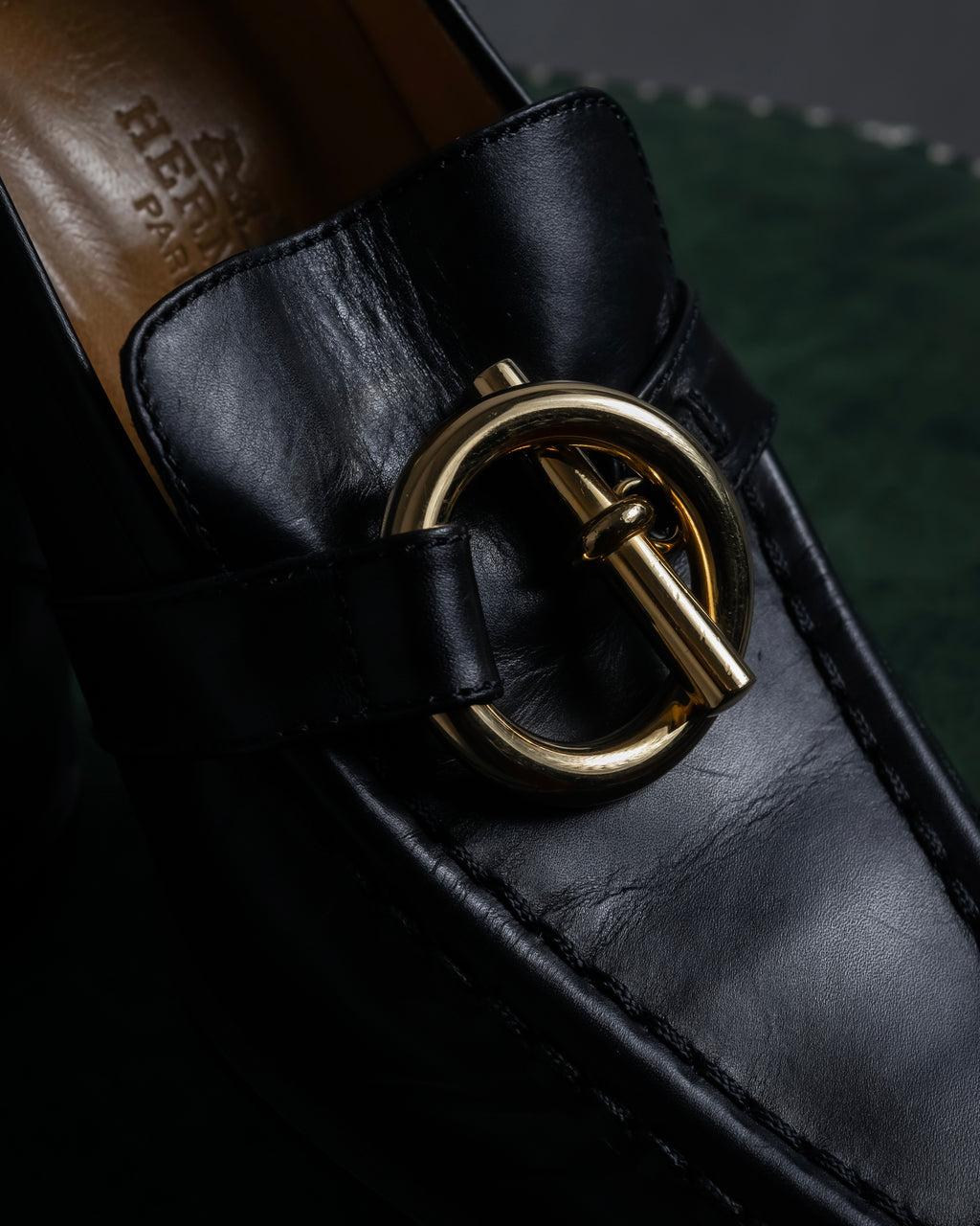 -MOOD Christmas Collection-
"HERMES" 90's-00's Gold buckle design heeled loafers