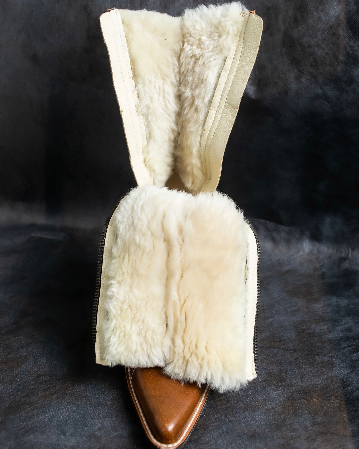 "MIU MIU" Armando toe inner fur design long boots