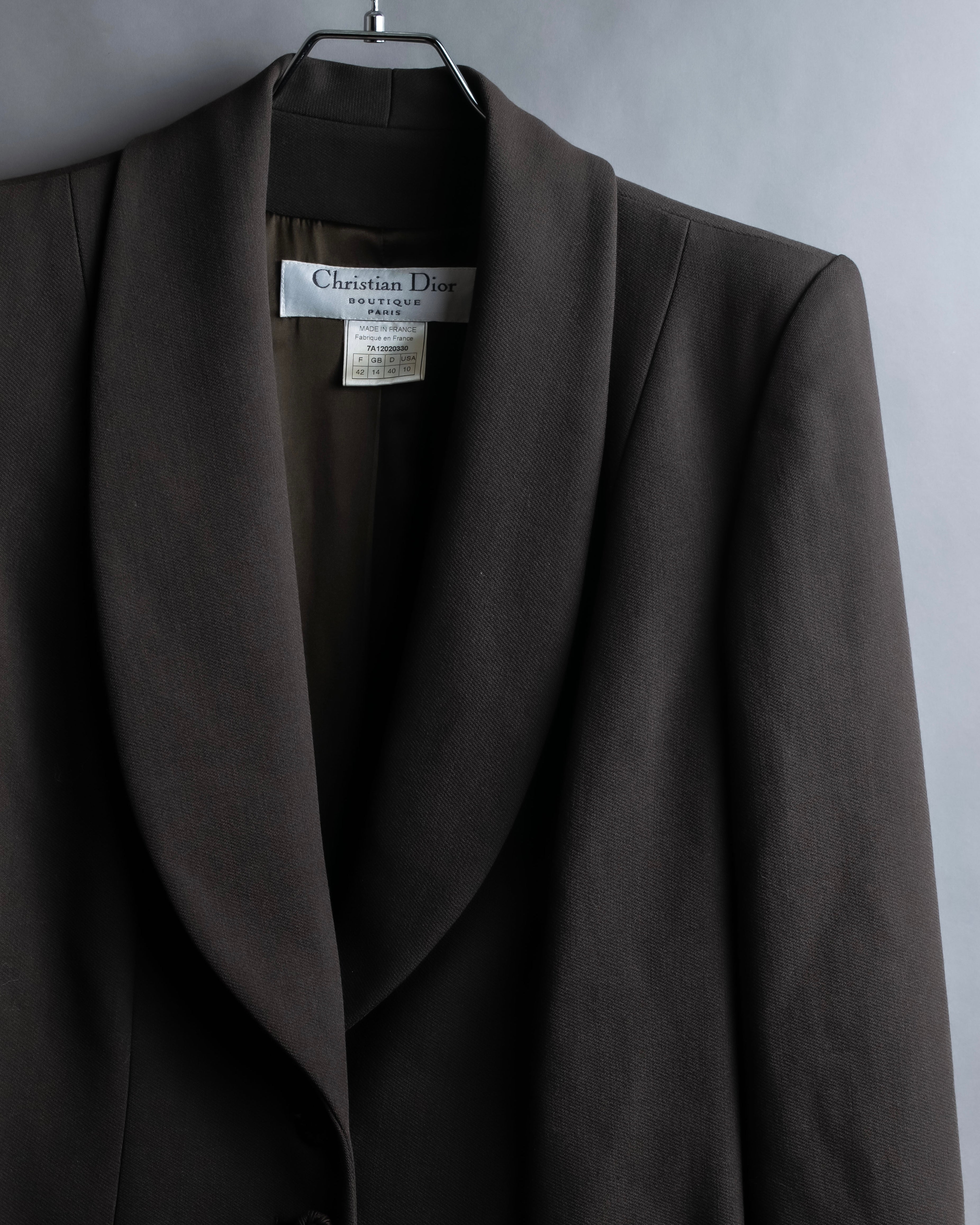 "Christian Dior Boutique Paris" Beautiful waist-shape shawl collar long coat
