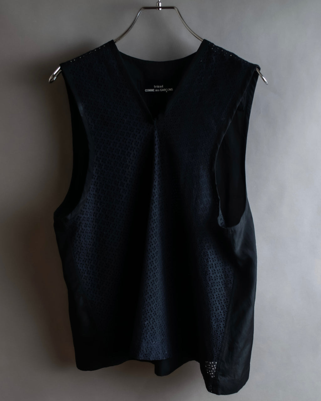 "tricot COMME des GARCONS" 96SS eyelet lace design patterned fabric switching vest
