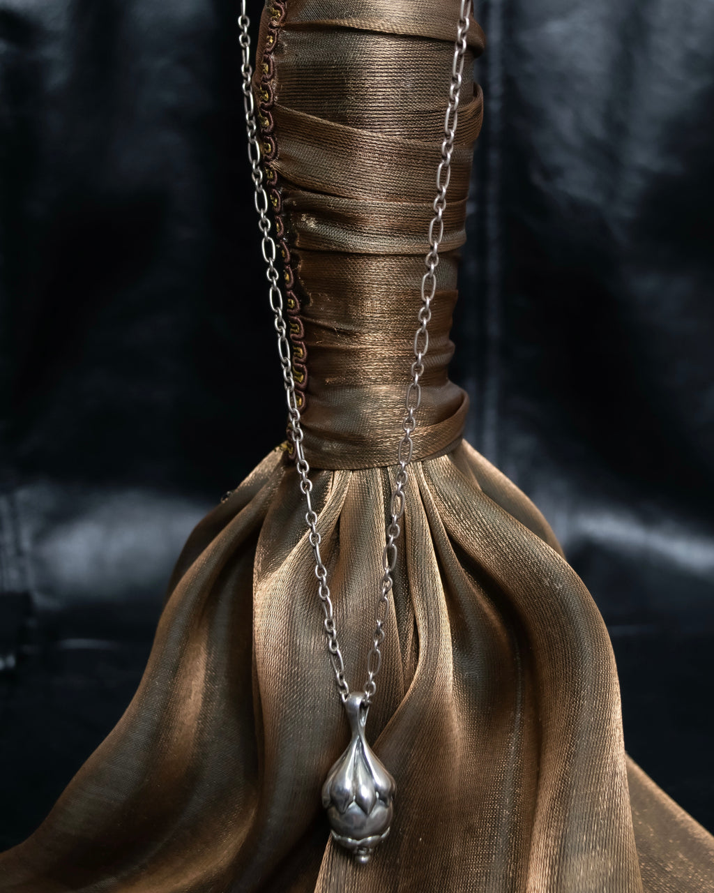 “Georg Jensen” Fruit motif designed silver chain necklace