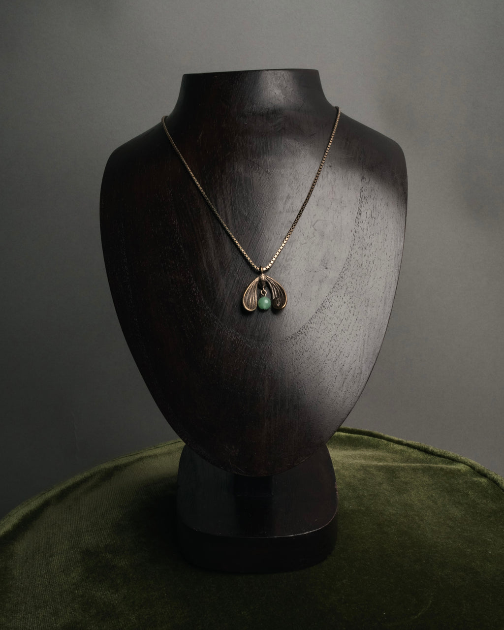 “Christian Dior” 90’s-00’s Antique gold botanical pendant necklace