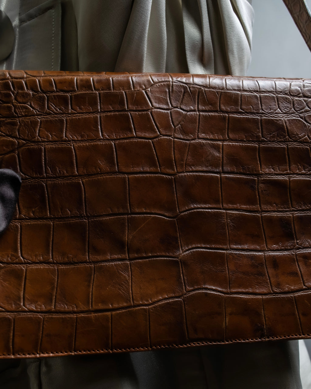 "GIORGIO ARMANI" crocodile leather box shoulder bag