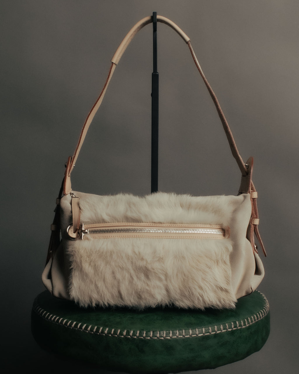 “Salvatore Ferragamo” 00’s Fur panel suede shoulder bag