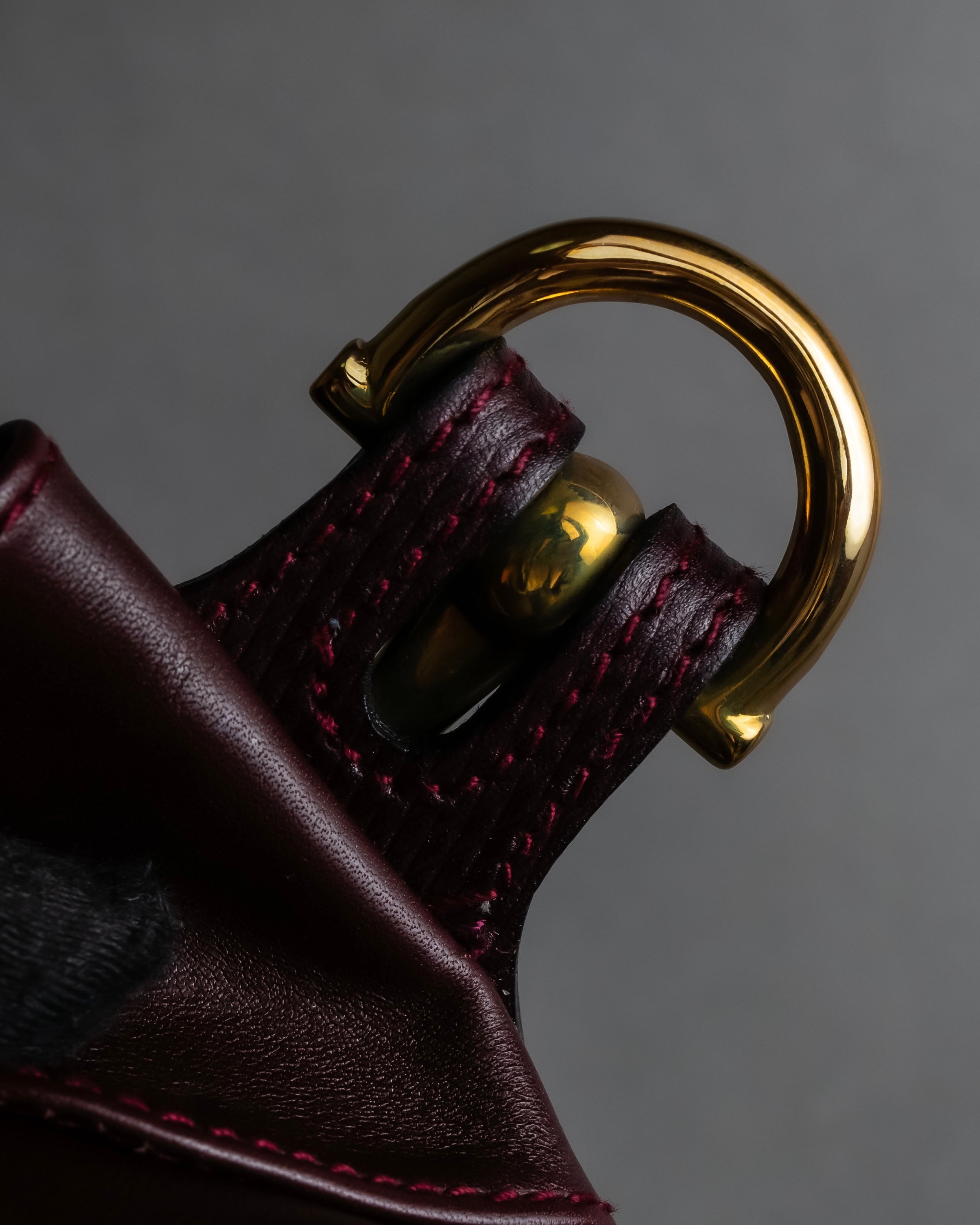 "GUCCI" Equus-derived bordeaux leather belt