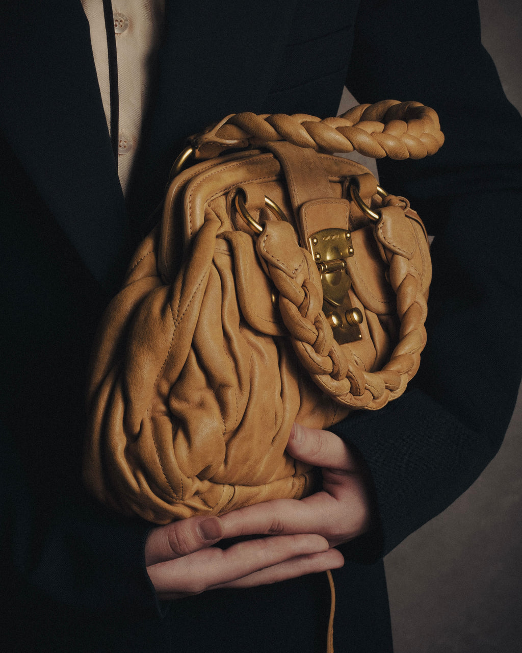 –SPECIAL– “miu miu” 2000’s braided matelasse doctor bag