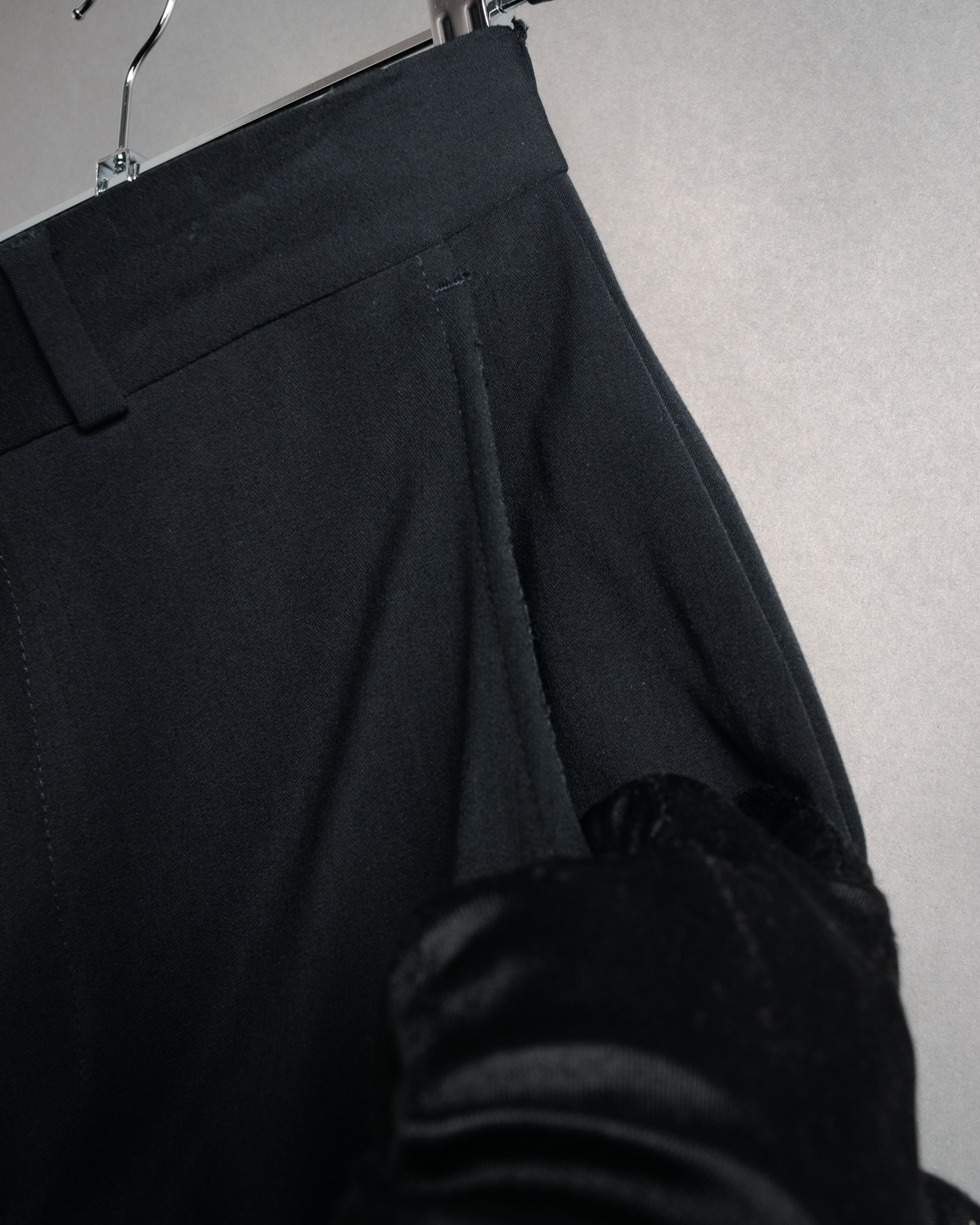 “EMPORIO ARMANI” 90’s-00’s High-waisted wide slacks