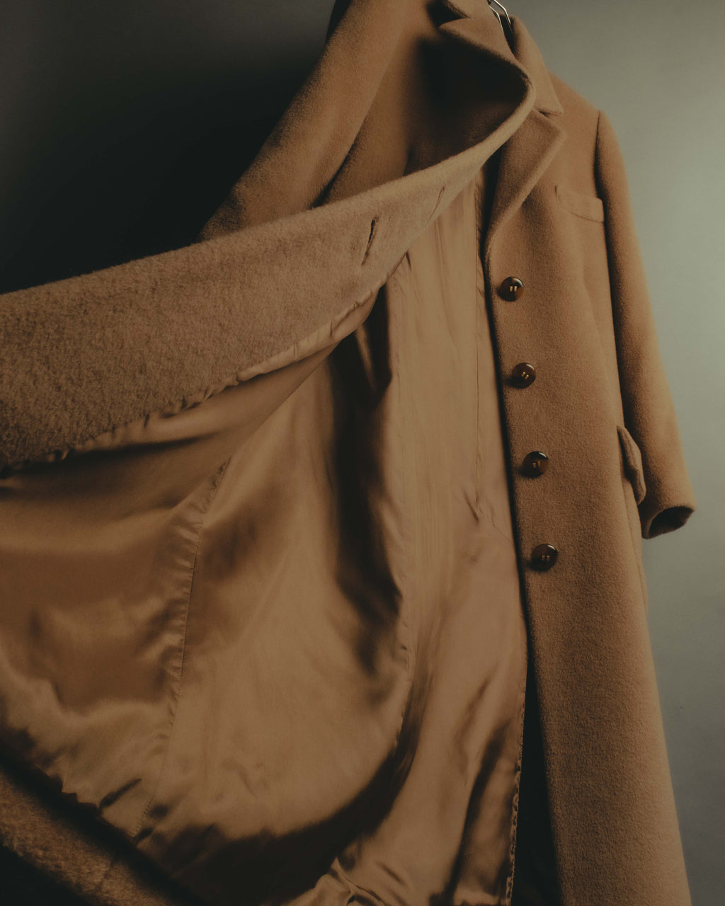 "VALENTINO MISS V" 80's-90's Camel hair single-breasted coat