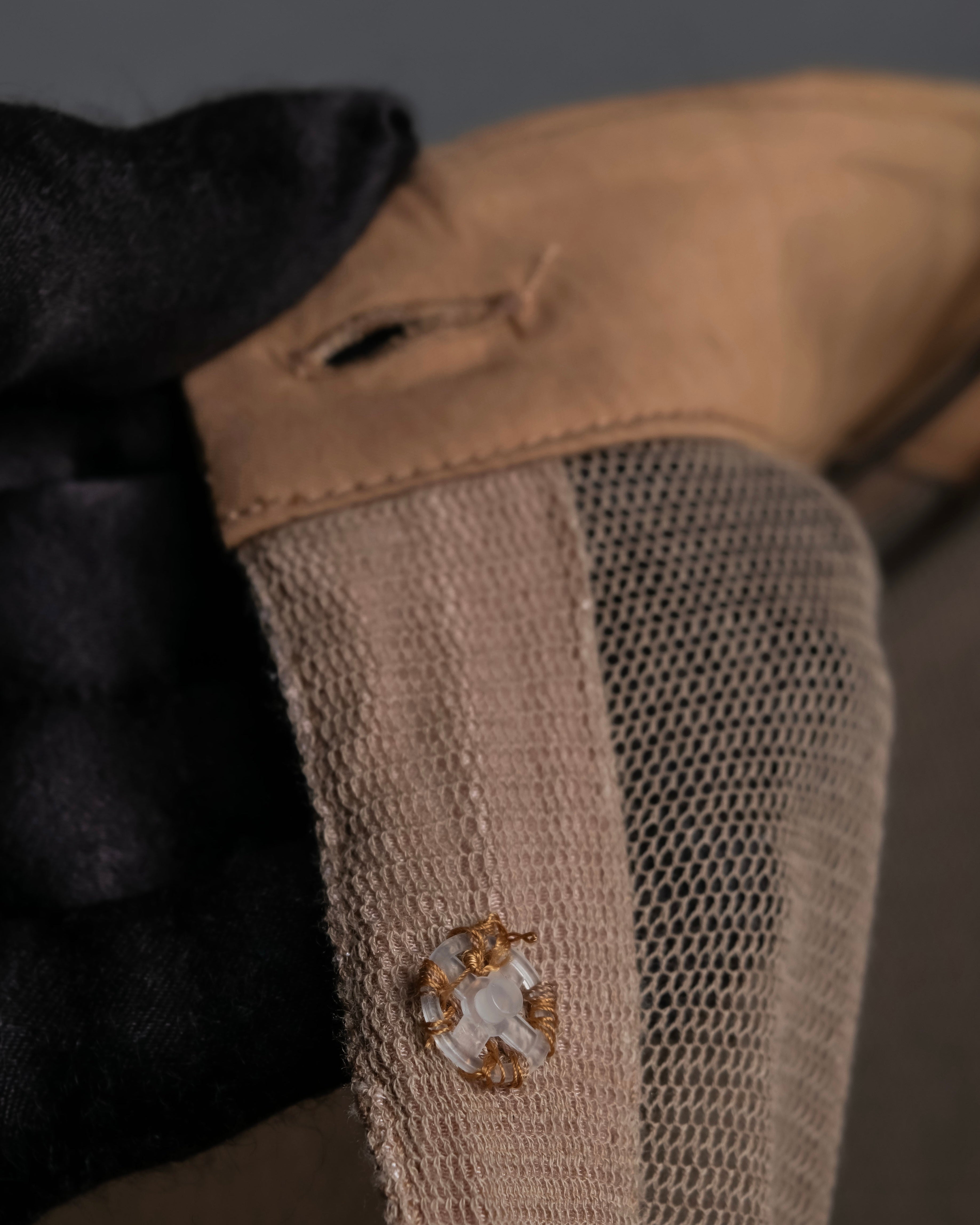 "N21 NUMEROVENTUNO" Switching design concealed shirt