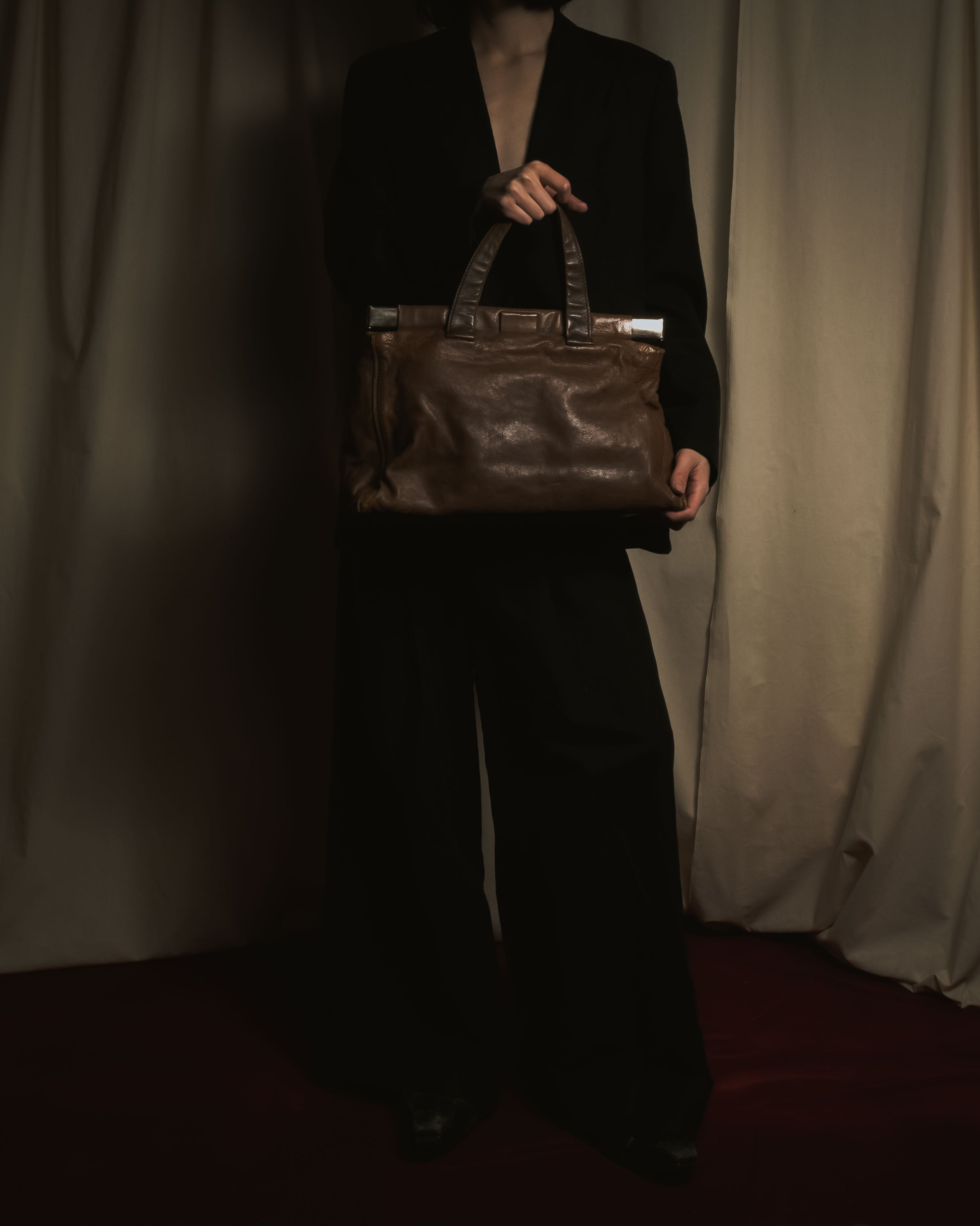 miu miu 90年代-00年代植物鞣革做旧皮革医生轮廓包