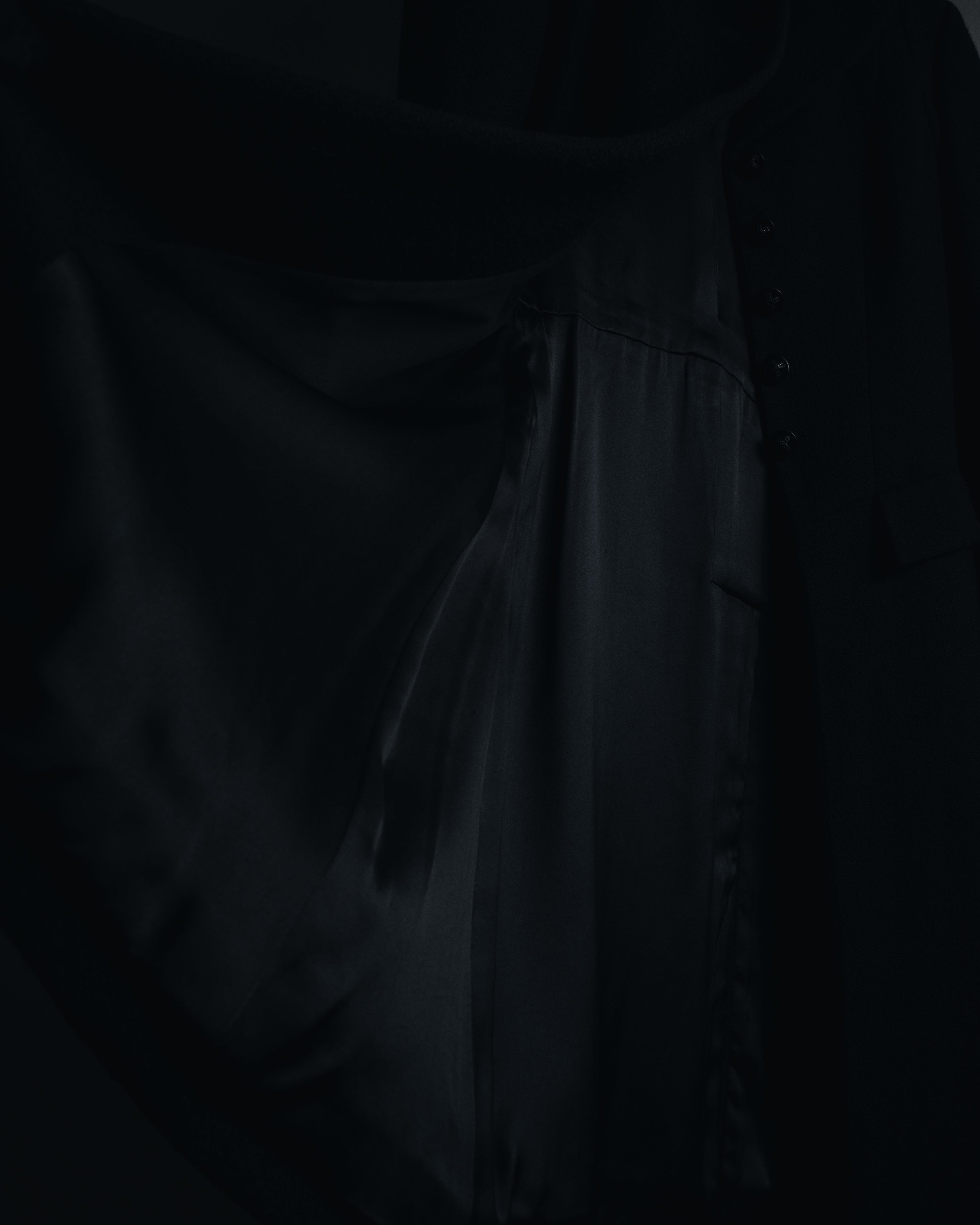 –SPECIAL– "CHANEL" 04SS sculpted princess-line wool crepe coat