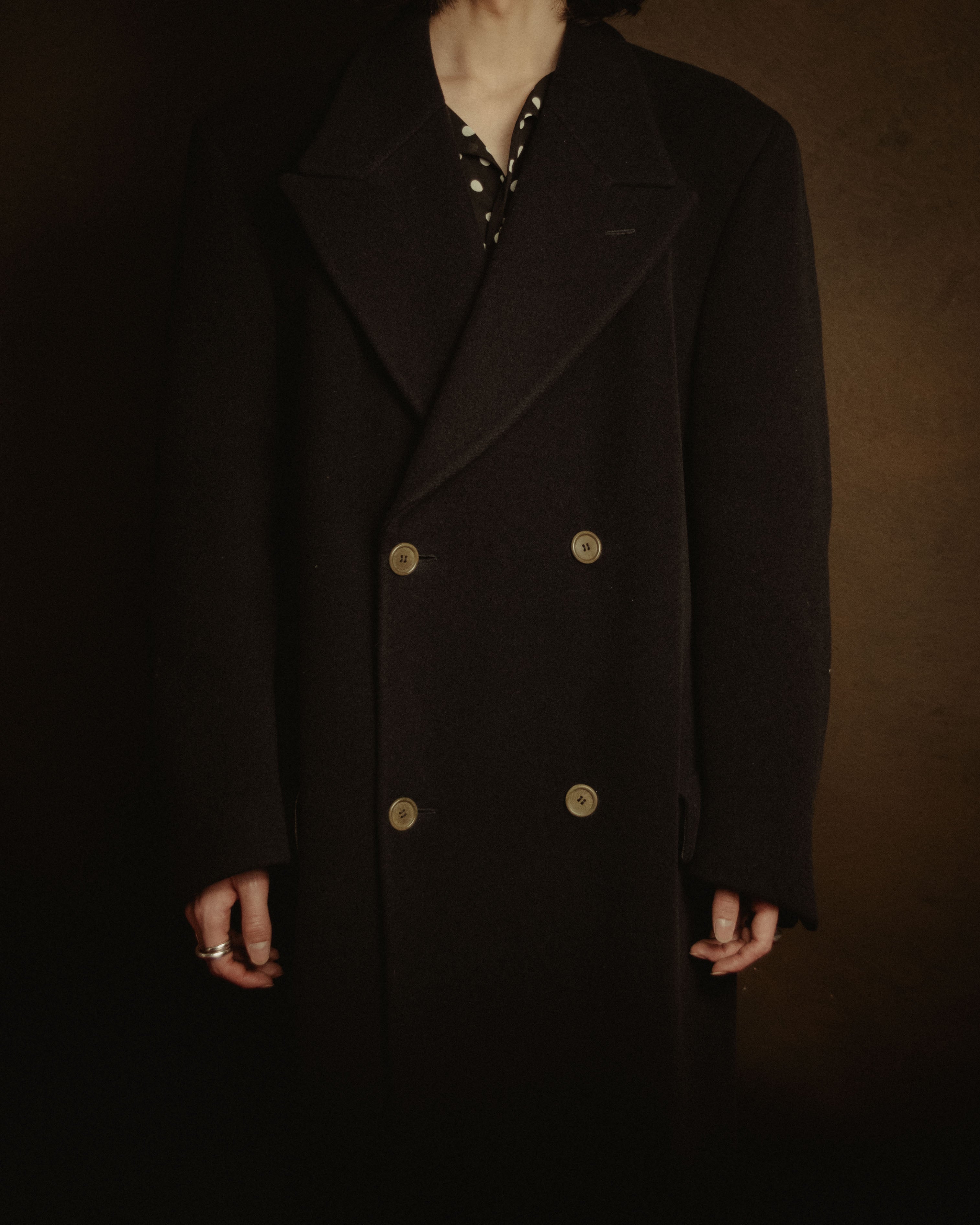 –SPECIAL– "GIORGIO ARMANI"
80’s-90’s tailored overcoat