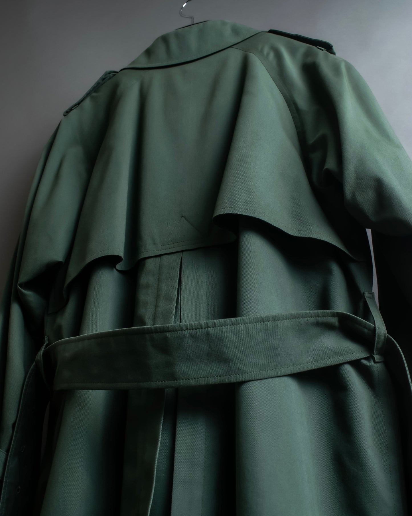 "BURBERRYS" Military detail oversized belted trench coat