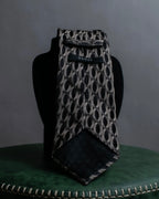 "GUCCI" Cord embroidery glossy necktie