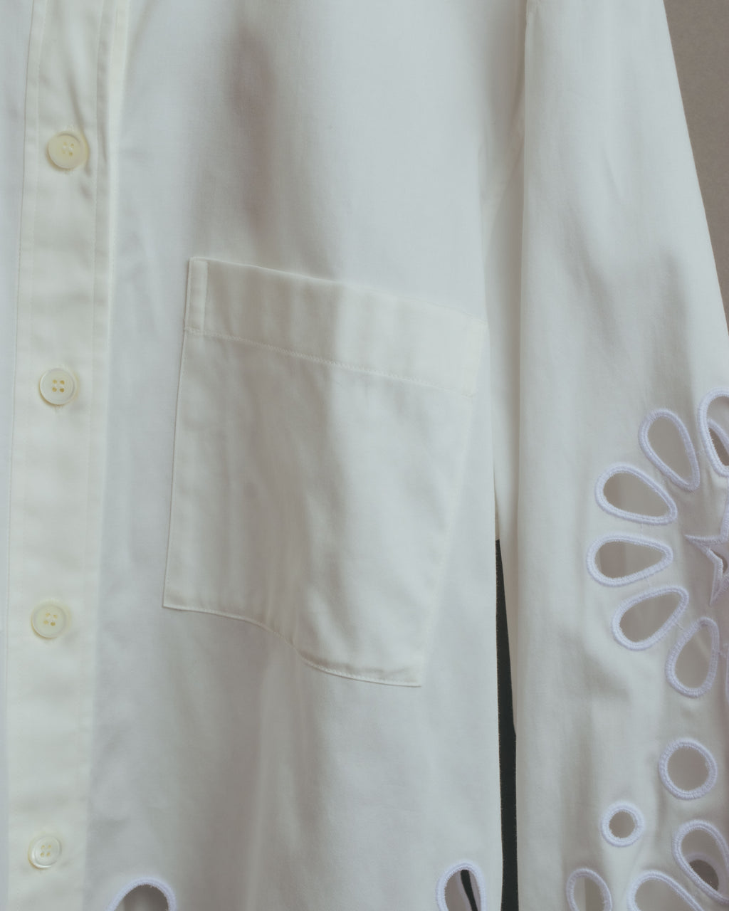 “BURBERRY” 2018-2022 Cutwork embroidered cotton shirt