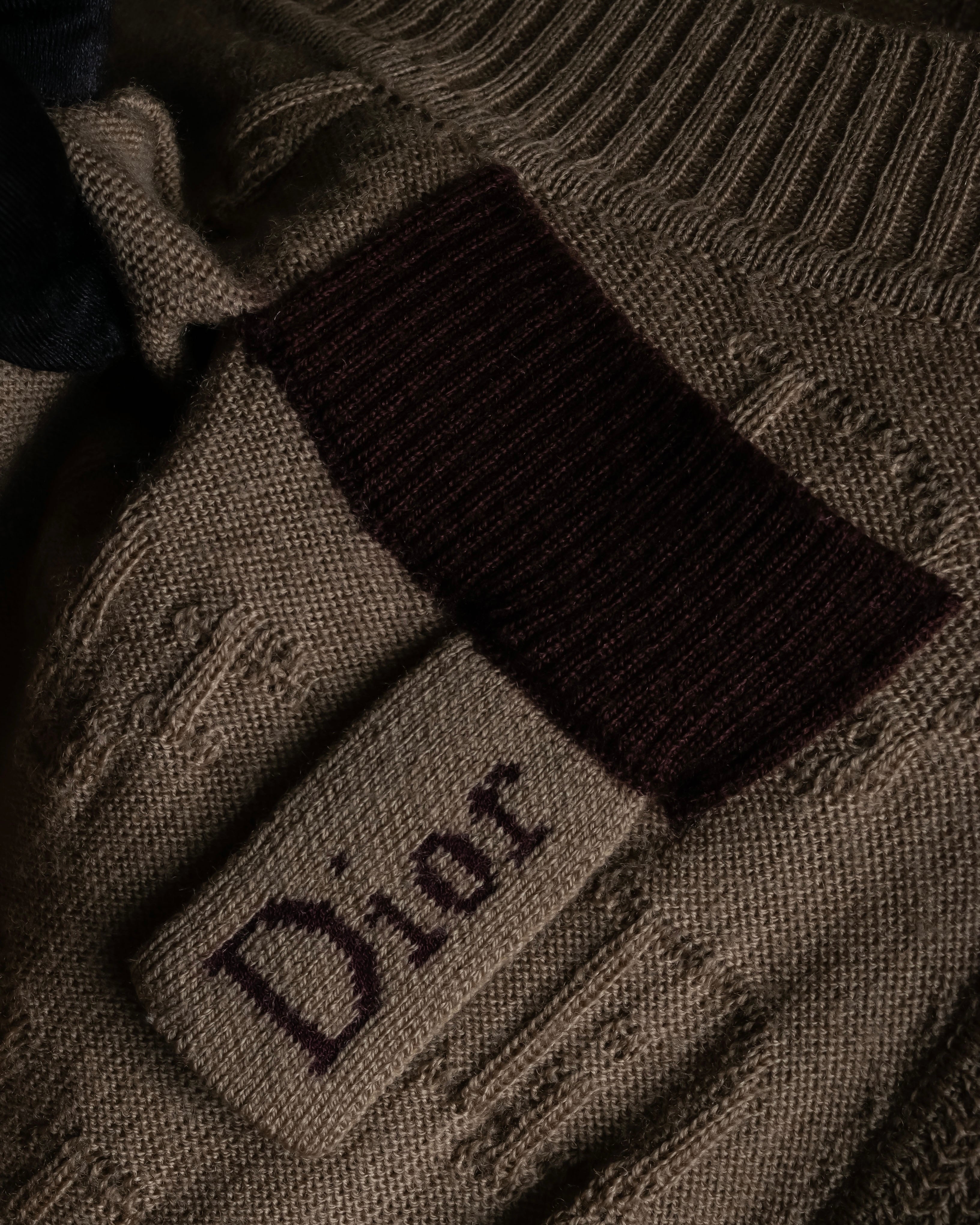 "Christian Dior" John Galliano period elbow patch knit