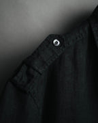 -MOOD MILLÉSIMES- 00’s black linen epaulet half-sleeve shirt by “ARMANI COLLEZIONI”